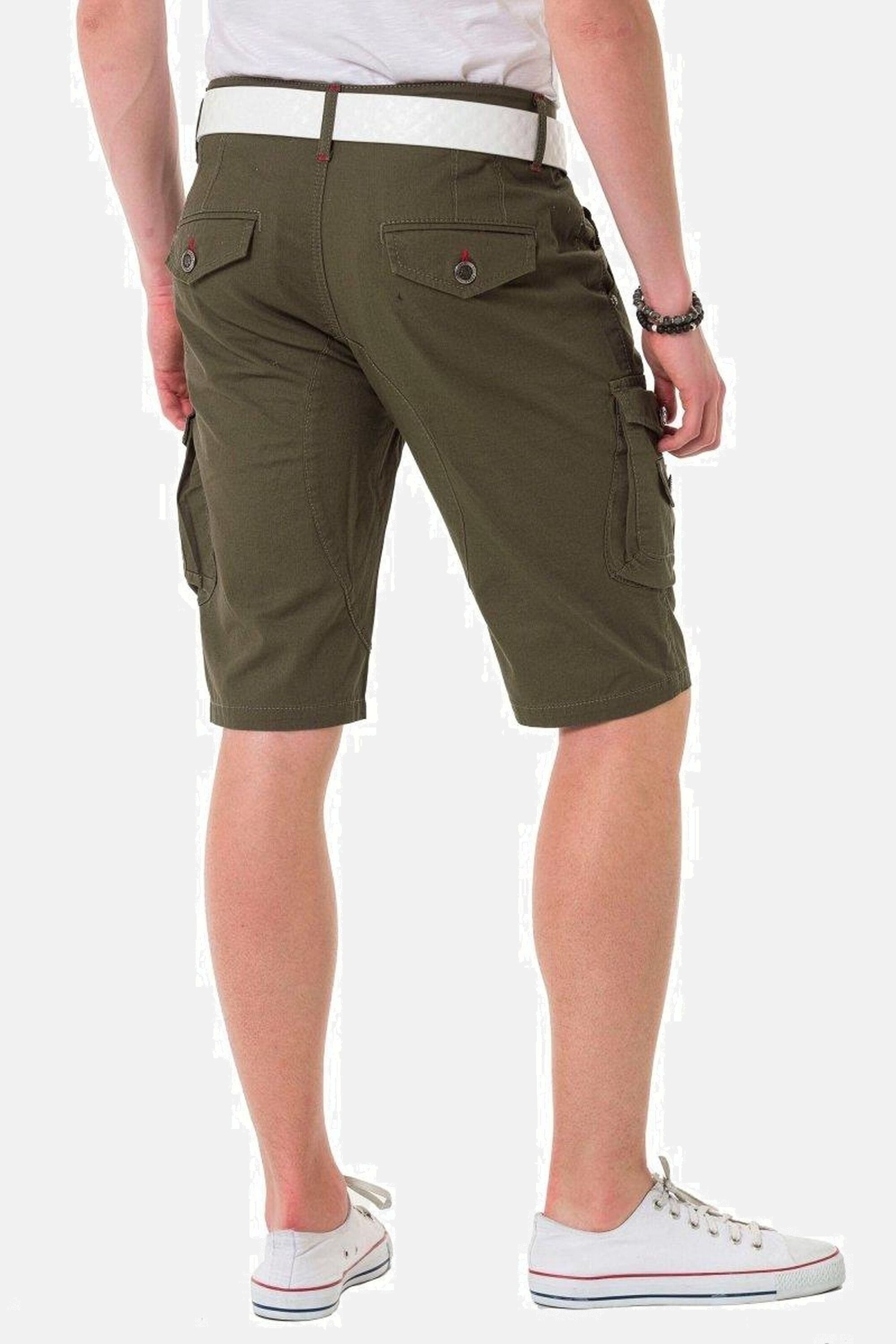 Cipo & Baxx Jeansbermudas Bermuda & Short mit praktischen Beintaschen, CK265