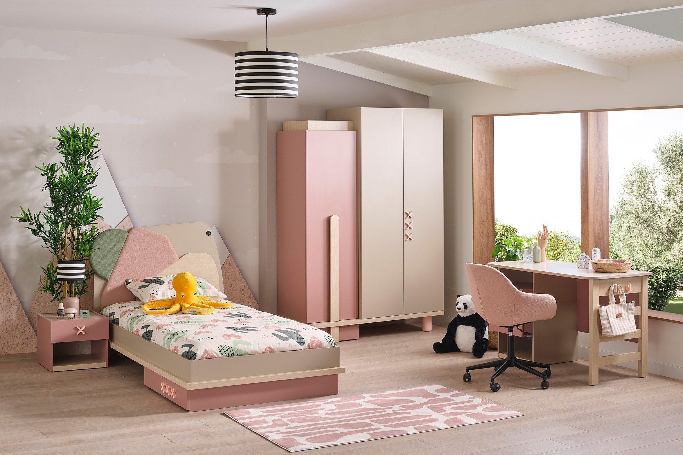 Möbel-Zeit Schreibtisch NORDIC – in Beige & Rosa – Inkl. Taschenhaken & Regalfächern