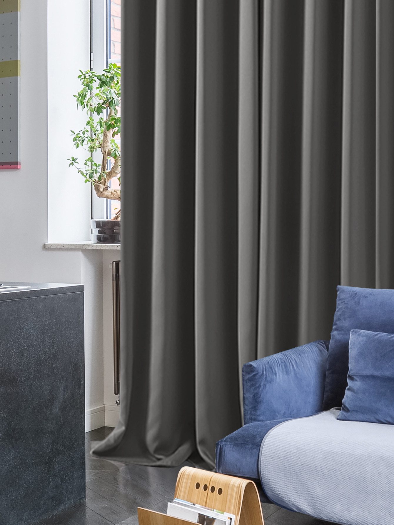 Deconovo Verdunkelungsvorhang Gardinen mit Ösen Blickdichte Vorhang Kälteschutz Schlafzimmer 2er Set, Blackout Curtain einfarbig Thermo Vorhang Verdunkelung Wär – Bild 4 von 5