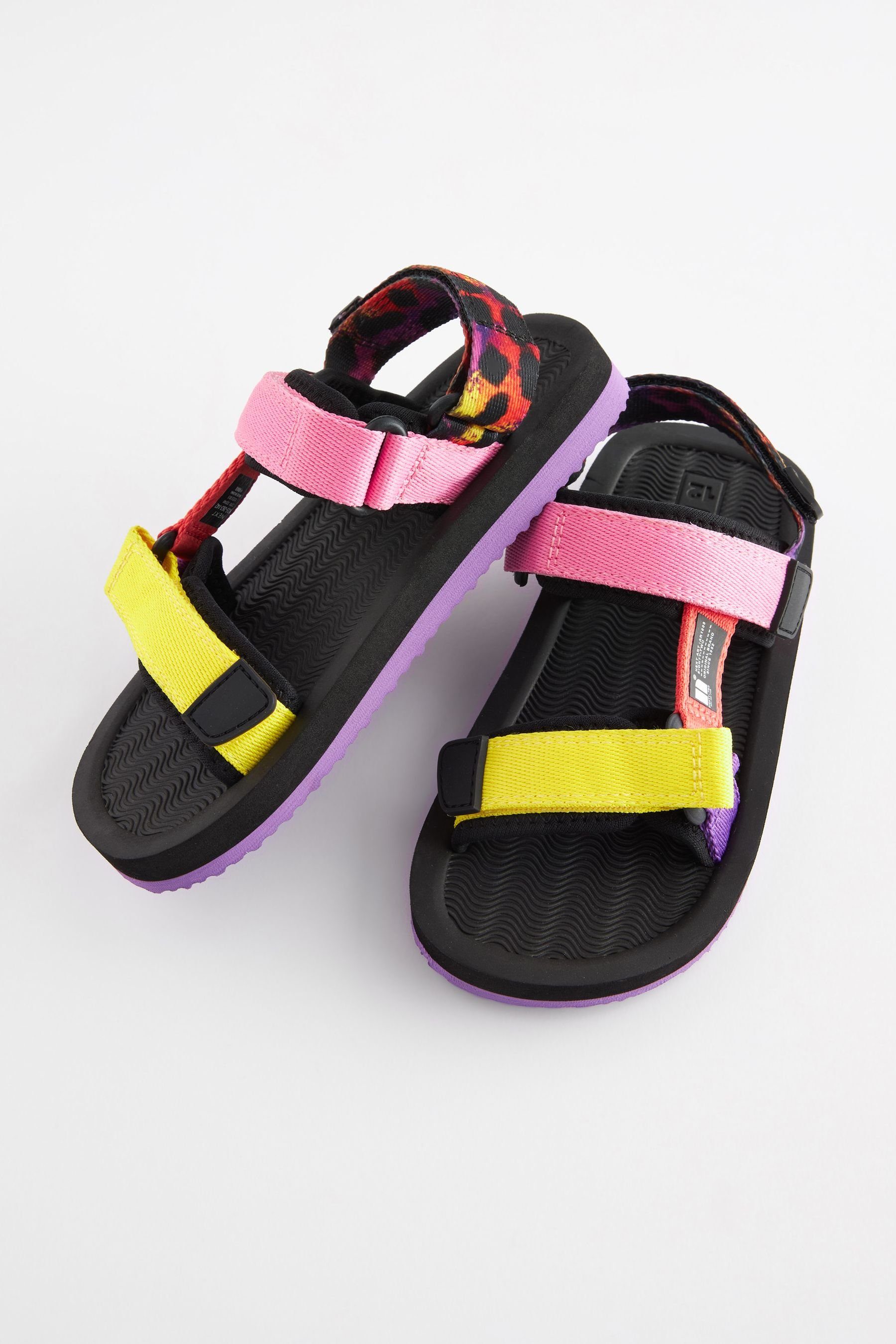 Next Trekker-Sandalen Sandale (1-tlg)