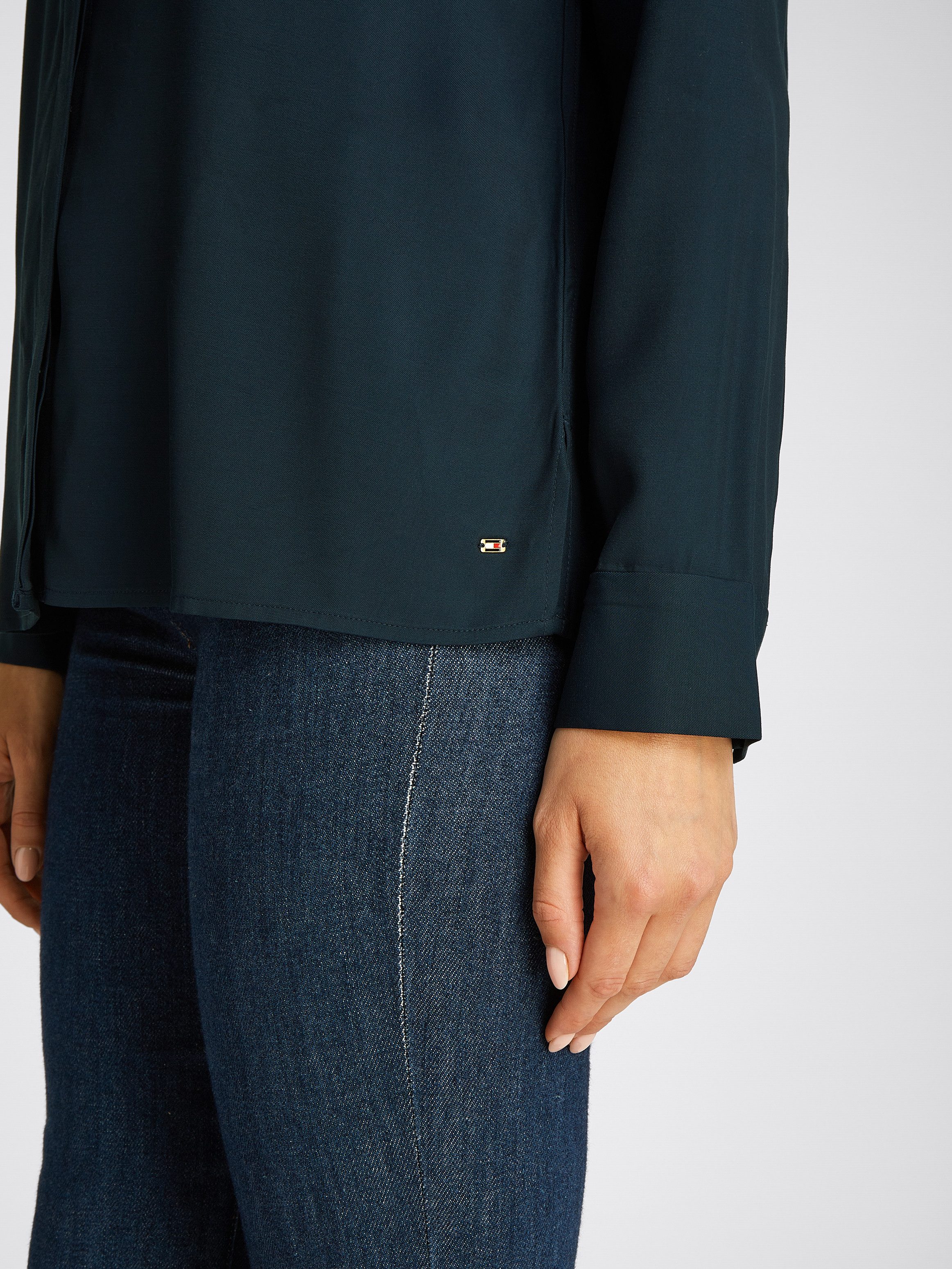 Tommy Hilfiger Hemdbluse SOFT VISCOSE REGULAR LS SHIRT in Unifarbe, mit Met günstig online kaufen