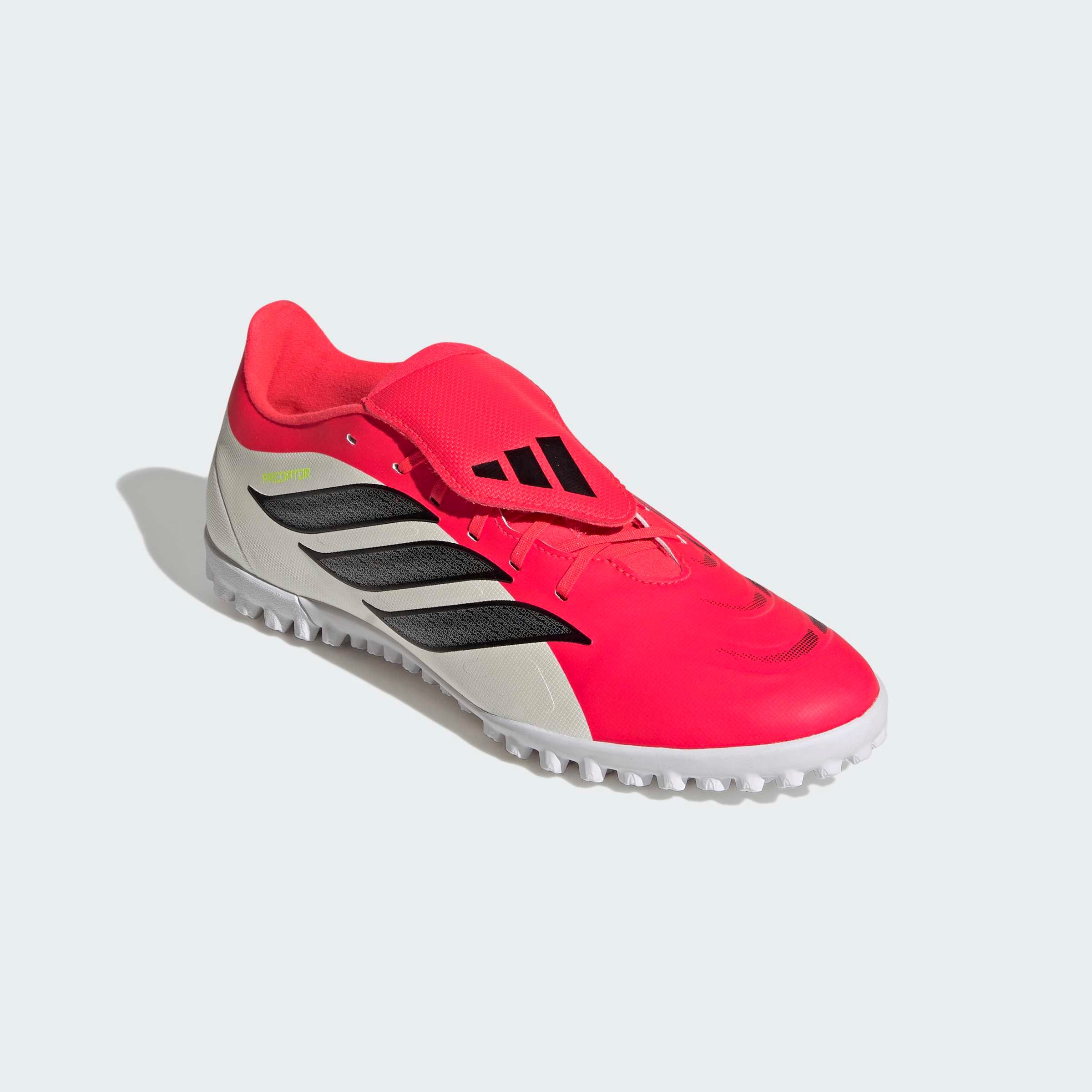 adidas Performance PREDATOR CLUB, ROLLRASEN, UMSCHLAGBARE ZUNGE Fußballschuh für kurzen Kunstrasen, Hart- und Aschenplätze