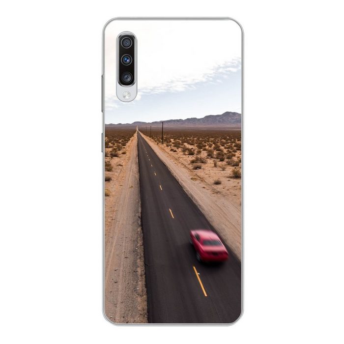 MuchoWow Handyhülle Rotes Luxusauto fährt auf der Route 66 in Kalifornien Phone Case Handyhülle Samsung Galaxy A70 Silikon Schutzhülle