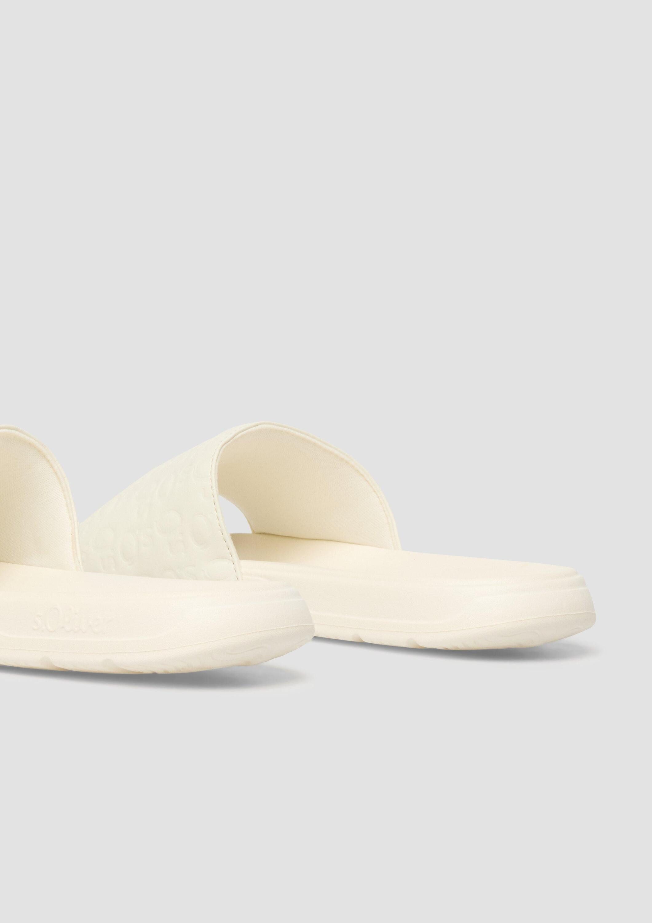 s.Oliver Pantoletten Slipper Pantoletten mit Artwork