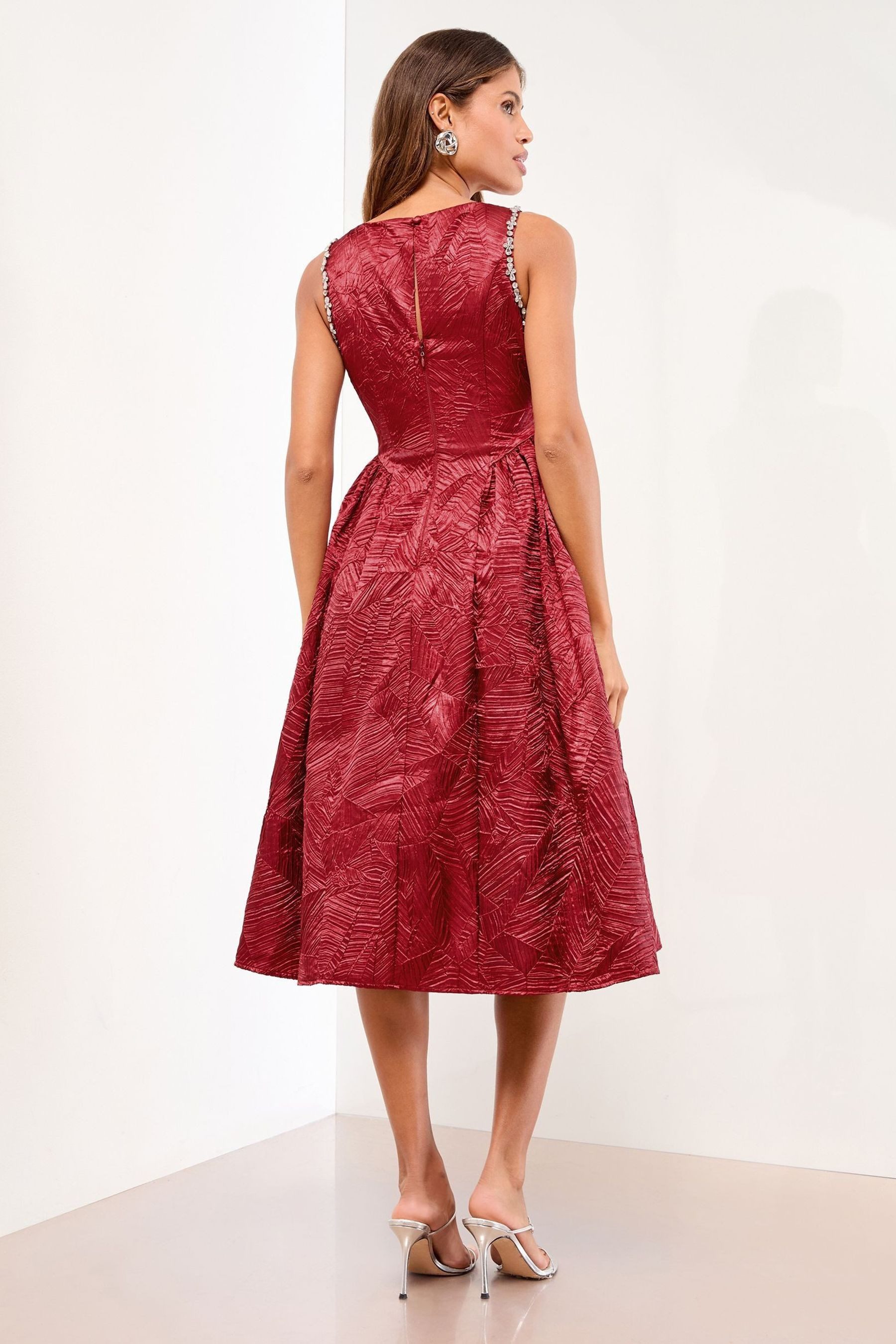 LIPSY Midikleid Lipsy Premium Midi-Skaterkleid mit Strass, Regular (1-tlg) günstig online kaufen