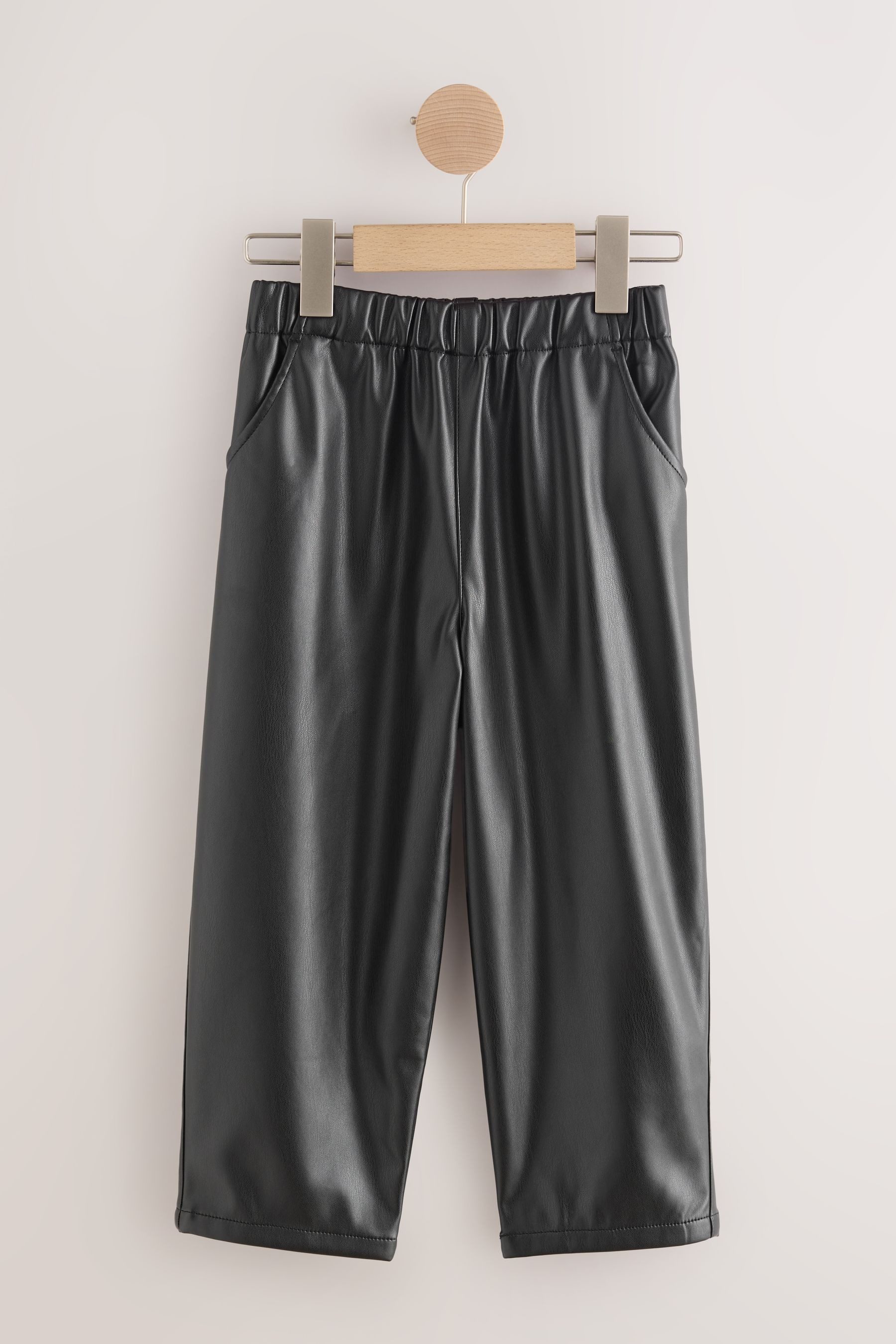 Schlupfhose Beschichtete Schlupfhose mit Barrel-Bein