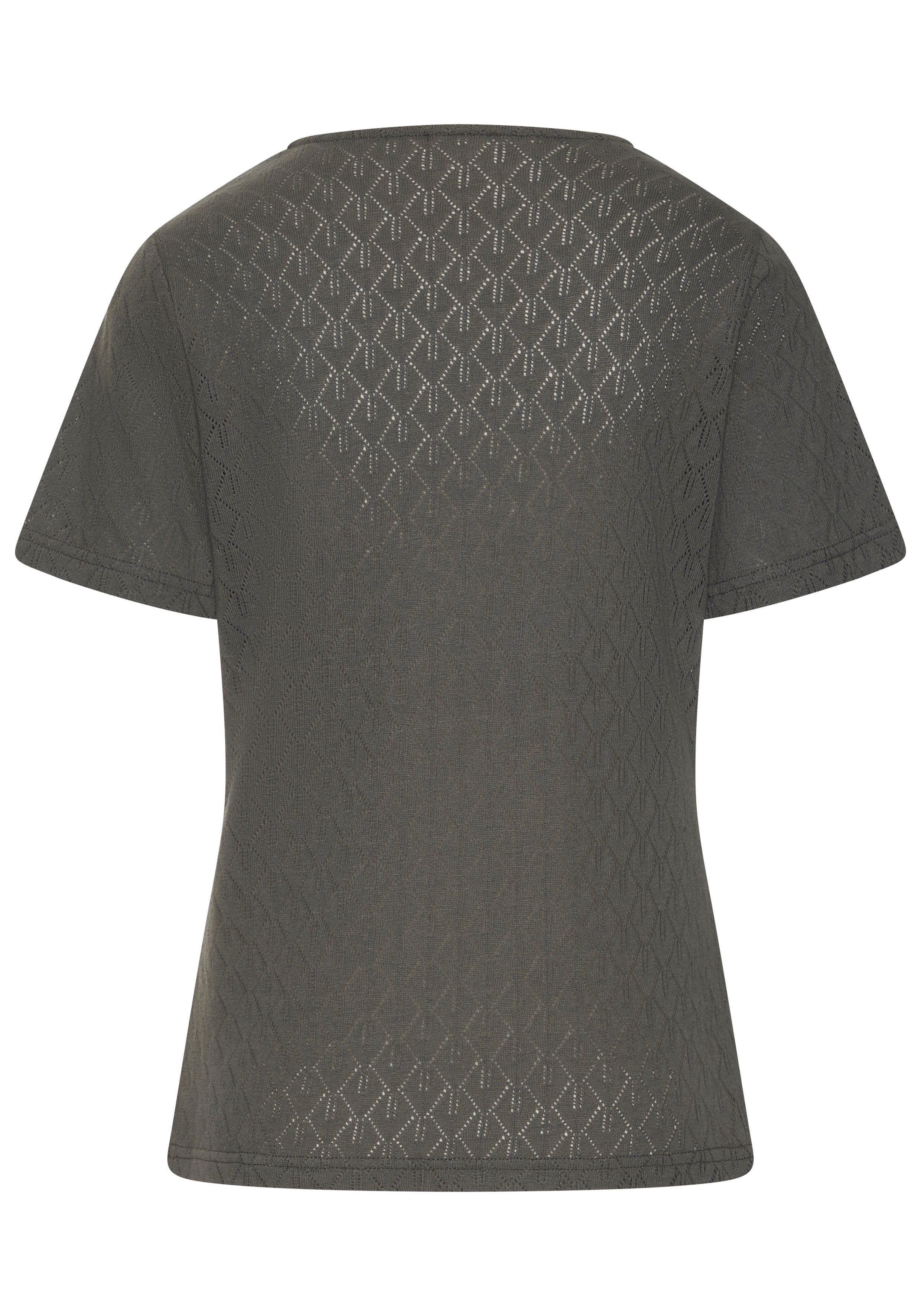 Vivance by Lascana Kurzarmshirt mit sommerlichem Ajour-Muster aus luftiger Baumwoll-Qualität