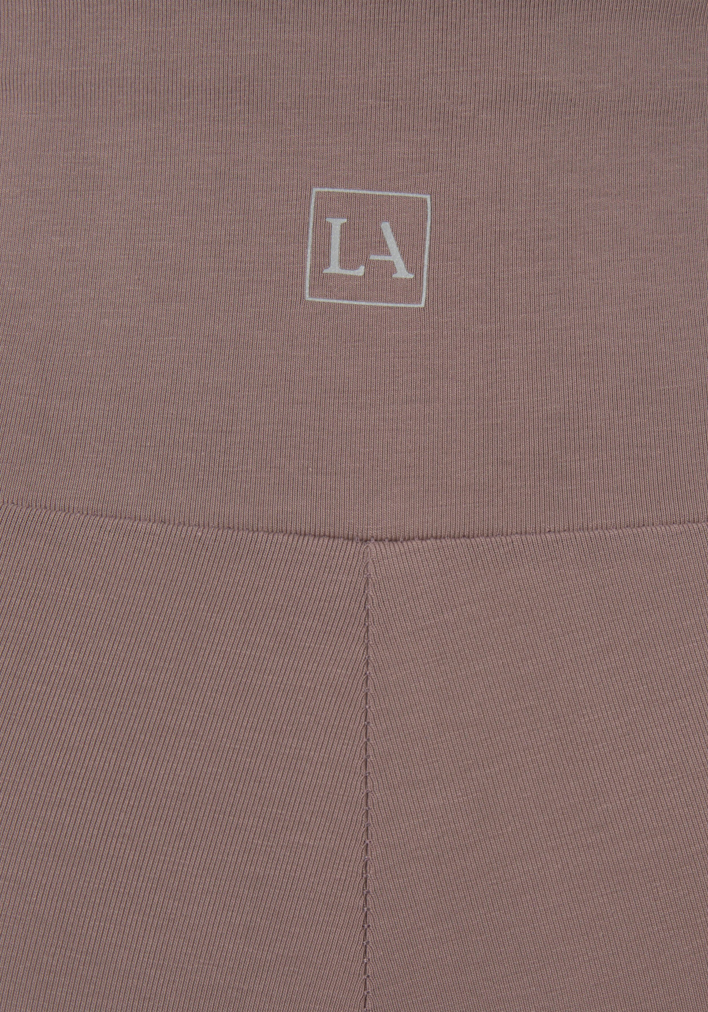 mit LASCANA und breitem Shorts taupe Loungewear Logodruck, Bündchen