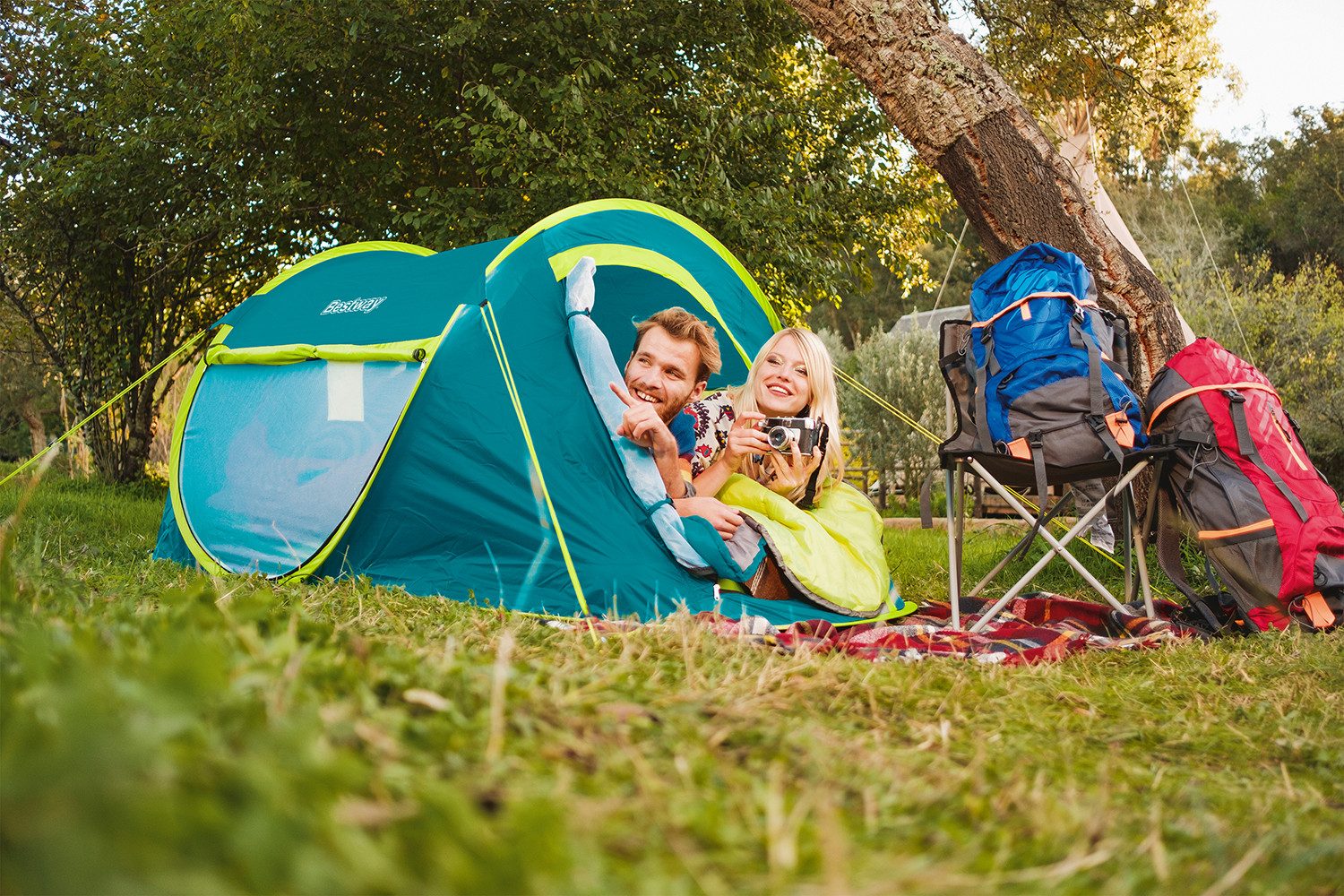 Bestway Wurfzelt Coolmount 2, Personen: 2 (Packung, 1 tlg., 235 x 145 x 100 cm), Inkl. Tragetasche