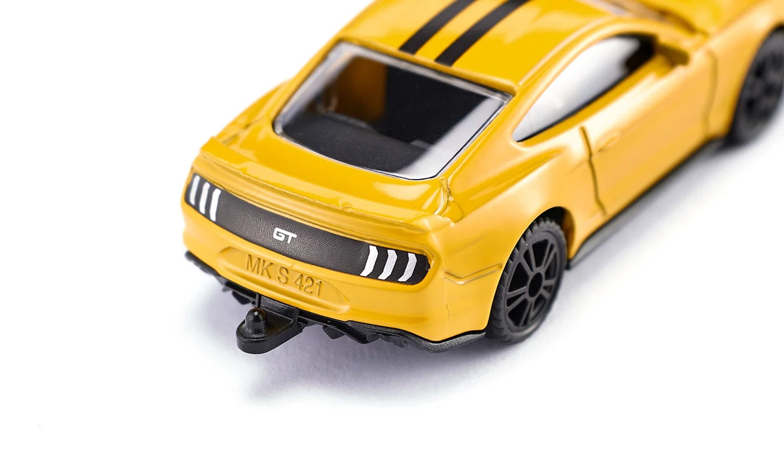 Siku Spielzeug-Auto Ford Mustang GT Modellauto mit Anhängerkupplung, Motorhaube zum Öffnen, Anhängerkupplung, gummierte Reifen