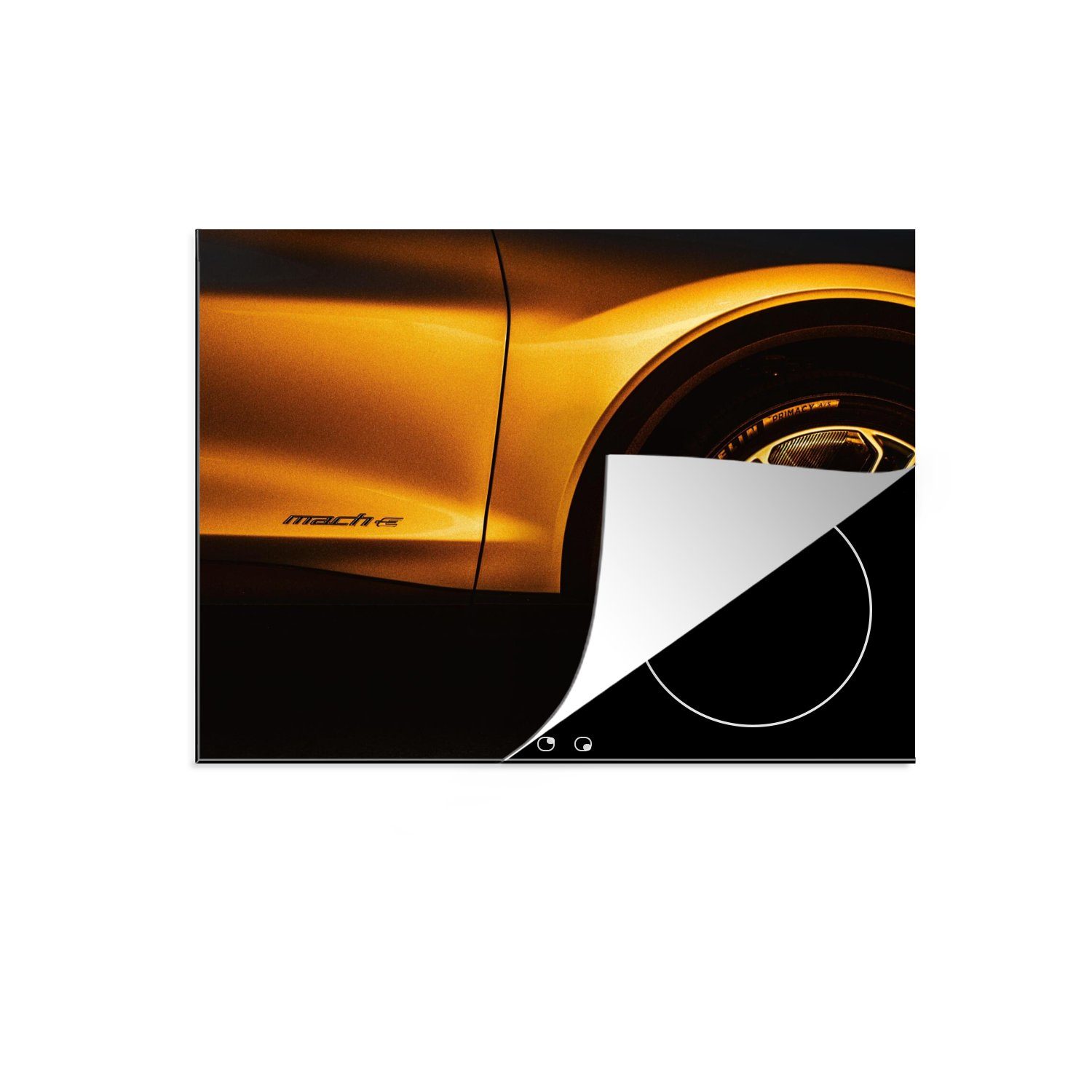 Gold tlg), Felge, - Arbeitsfläche MuchoWow Schwarz nutzbar, - (1 cm, Herdblende-/Abdeckplatte Auto 60x52 Vinyl, Mobile - Ceranfeldabdeckung