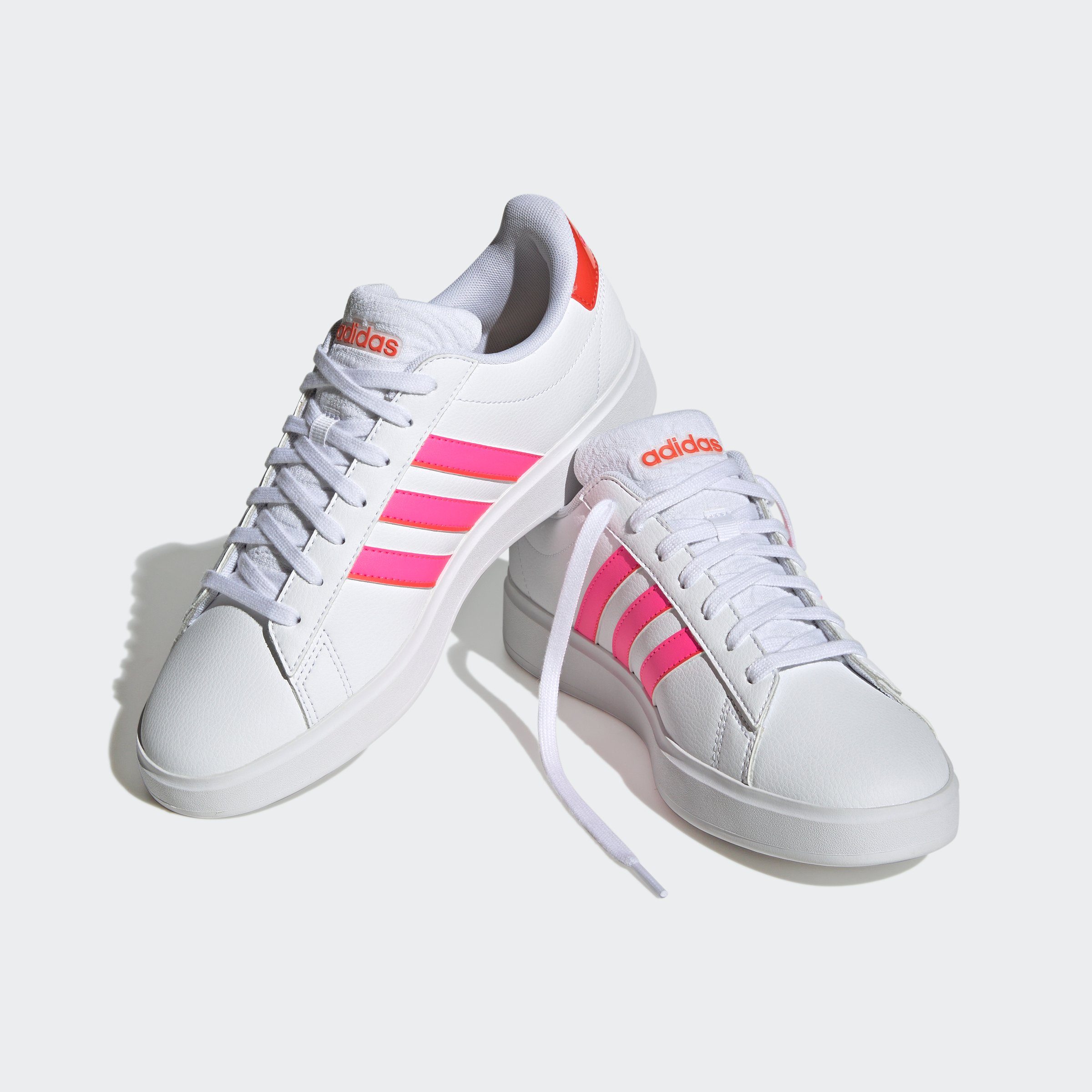 COURT GRAND 2.0 Superstar weiß-pink adidas Design Sportswear den des adidas Spuren Sneaker auf
