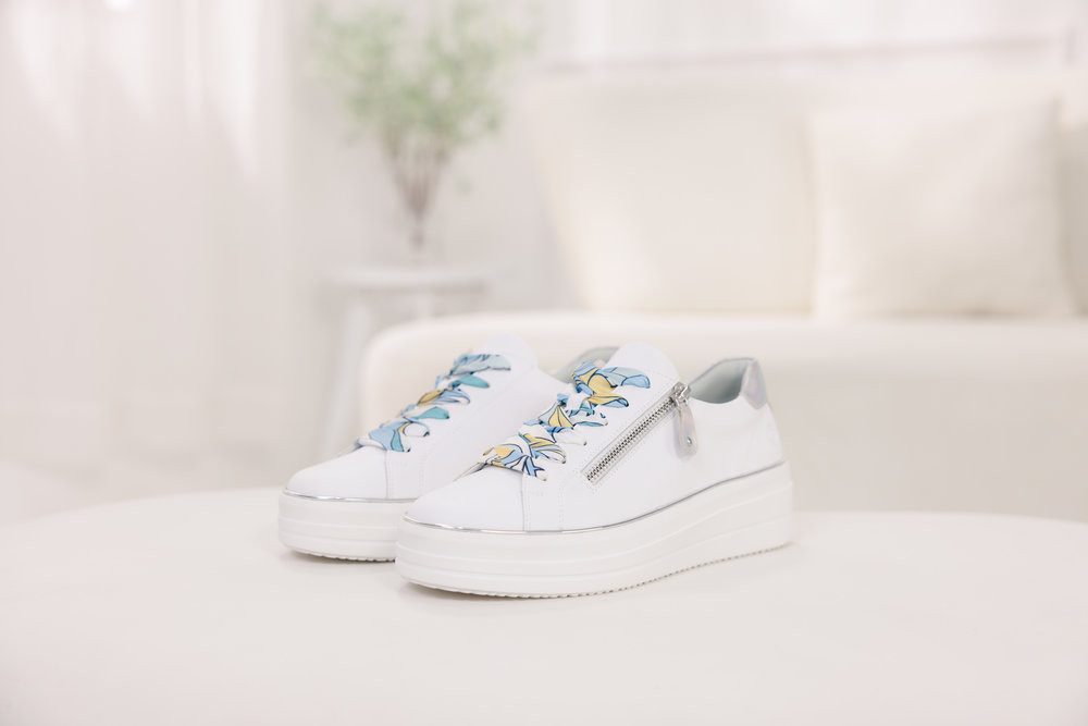 Remonte Plateausneaker Freizeitschuh, Halbschuh, Schnürer mit Wechselfußbet günstig online kaufen