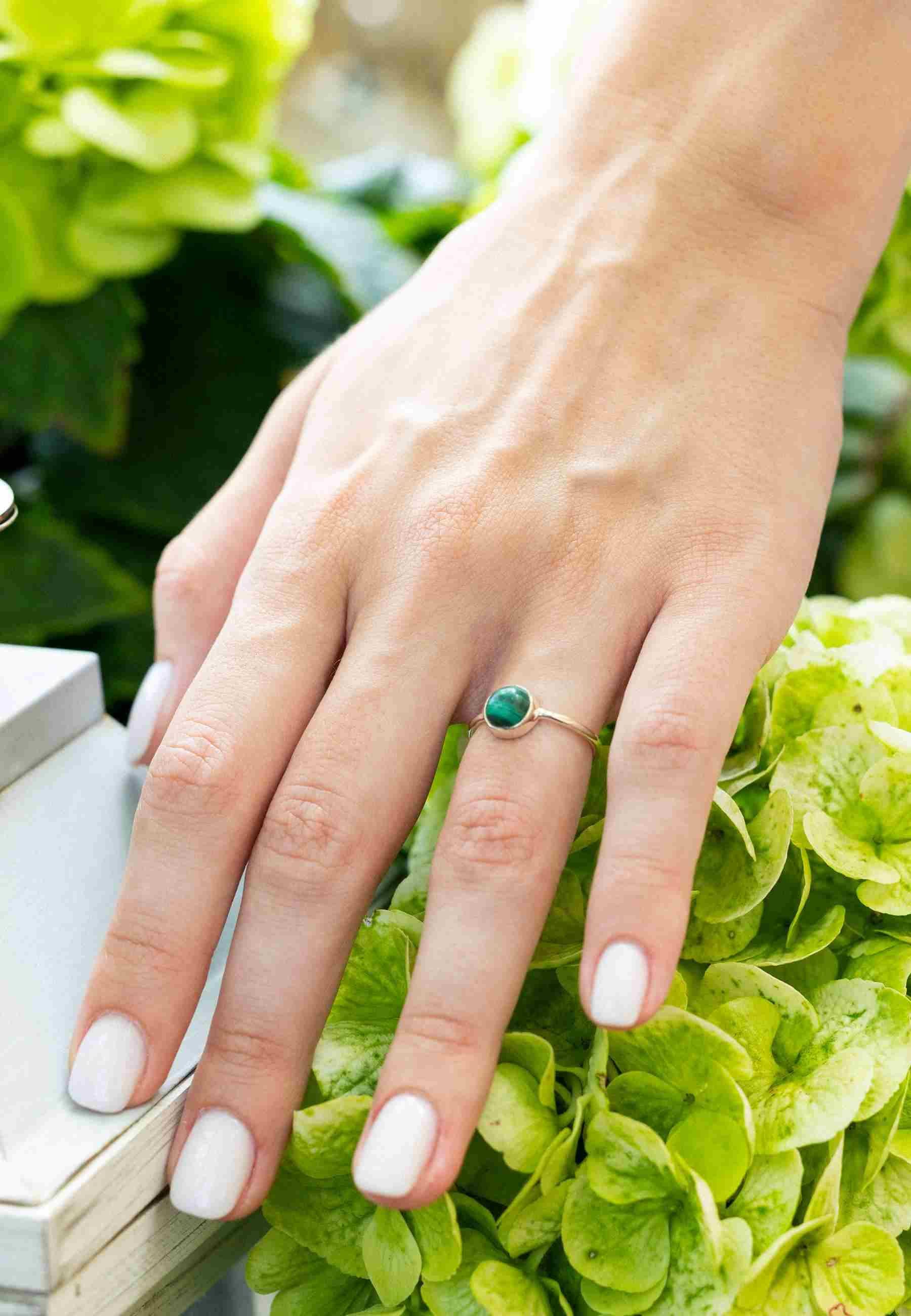 mantraroma Silberring SAMA rund aus 925 Silber mit Malachit (Ring mit Schmu günstig online kaufen