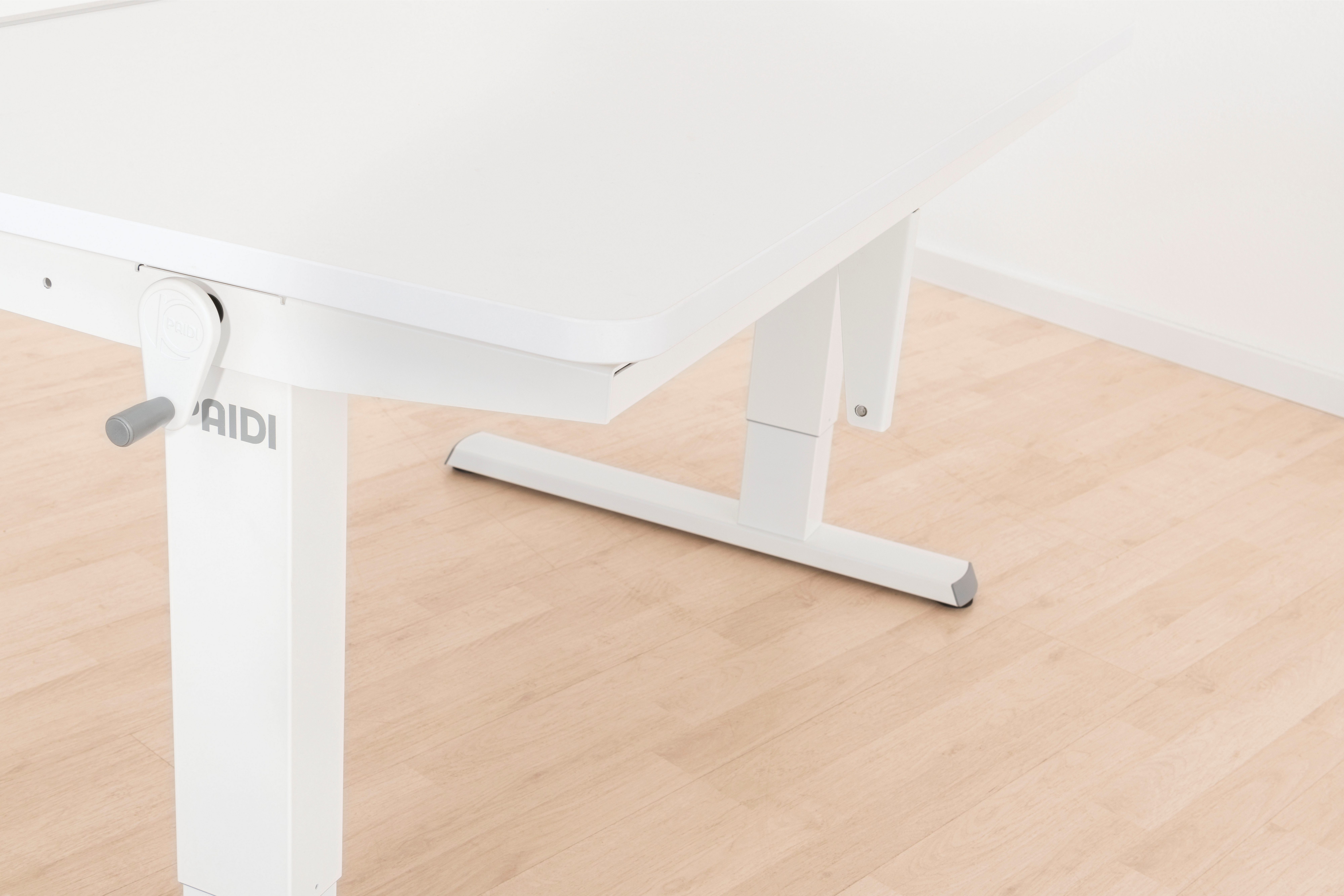 PAIDI Schreibtisch TEENIO GT in verschiedenen Ausführungen, mitwachsend & ergonomisch (B/H/T ca. 130/53-79/75 cm, Kreideweiß), höhenverstellbarer Schülerschreibtisch, Platte bis 14° neigbar