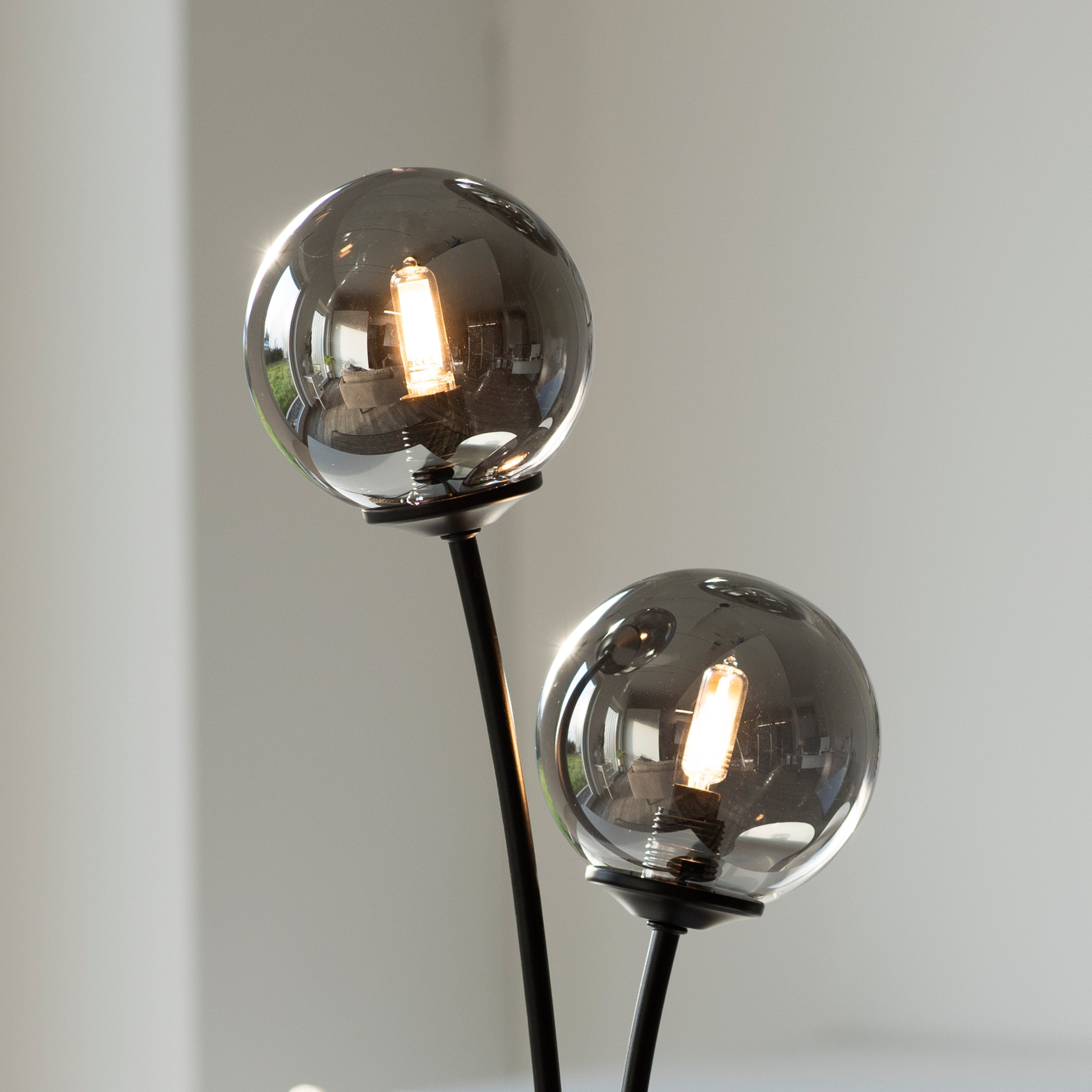Paul Neuhaus LED Nachttischlampe WIDOW, Warmweiß, Schnurschalter Schalter, LED wechselbar