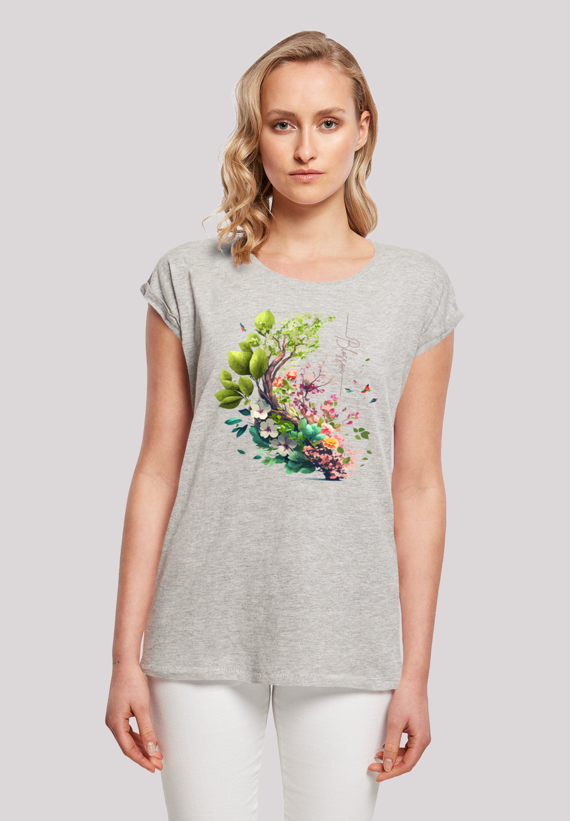 F4NT4STIC T-Shirt Baum mit Blumen Print, Das Model ist 170 cm groß und  trägt Größe M