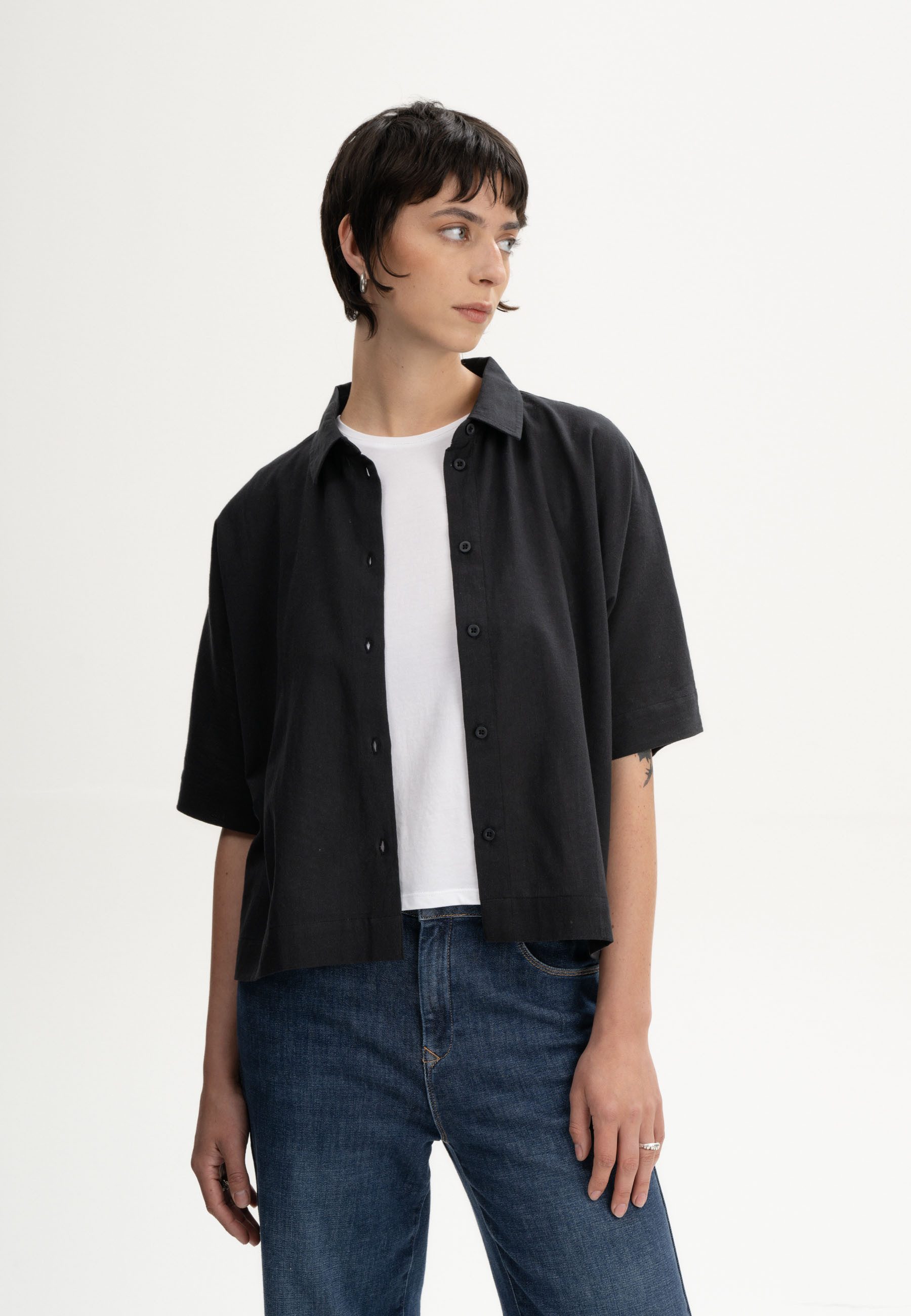 MELA Kurzarmbluse Bluse kurzärmlig Style RINARA Knopfleiste
