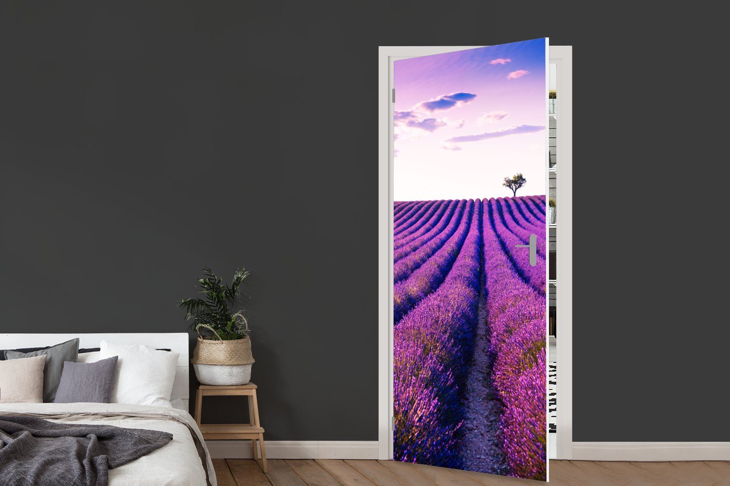 Bäume Türtapete bedruckt, Fototapete 75x205 - Türaufkleber, MuchoWow - Lavendel - Matt, für Blumen, cm St), Tür, (1 Lila