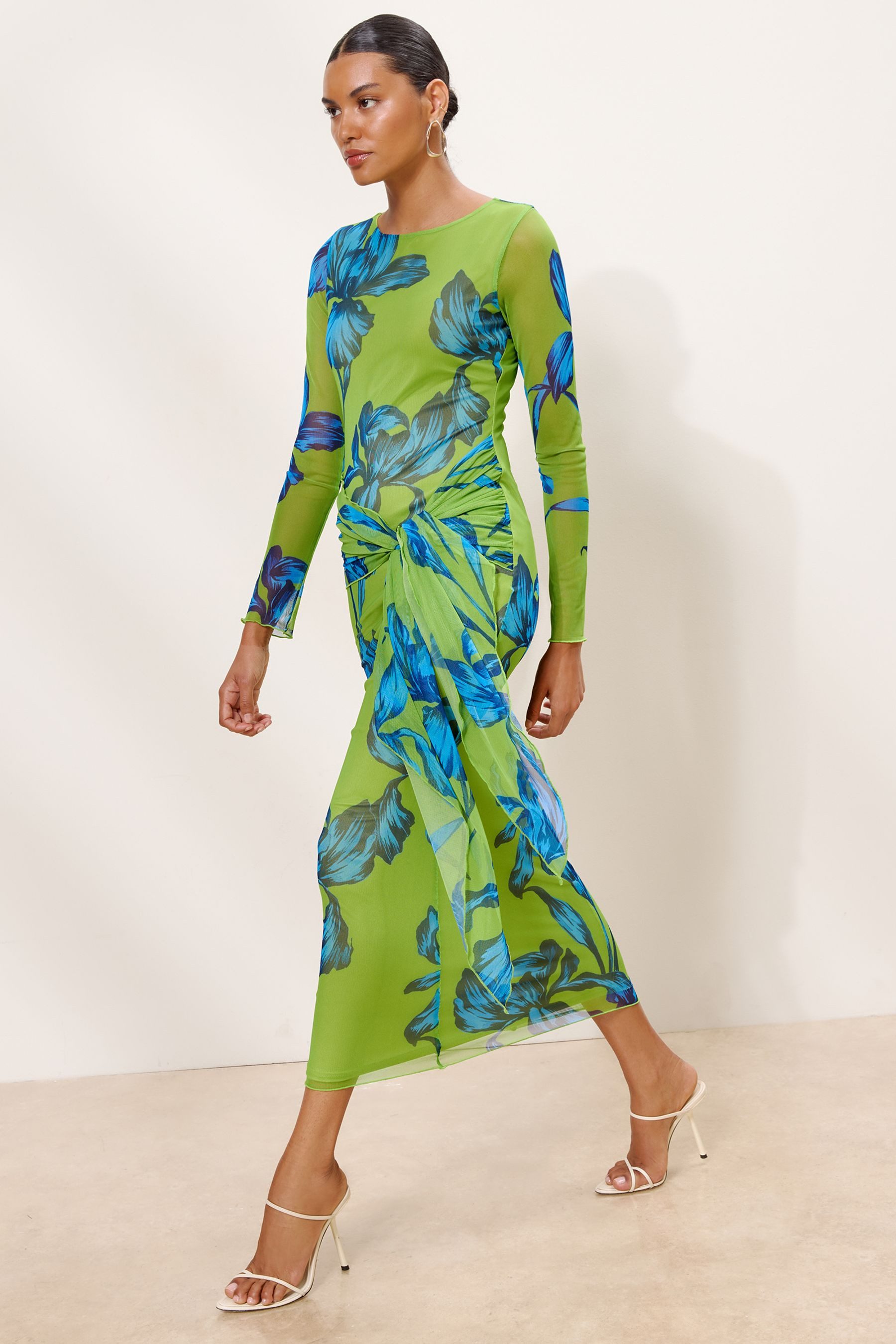 LIPSY Maxikleid Lipsy Maxikleid mit langen Ärmeln, Knoten & Mesh (1-tlg)