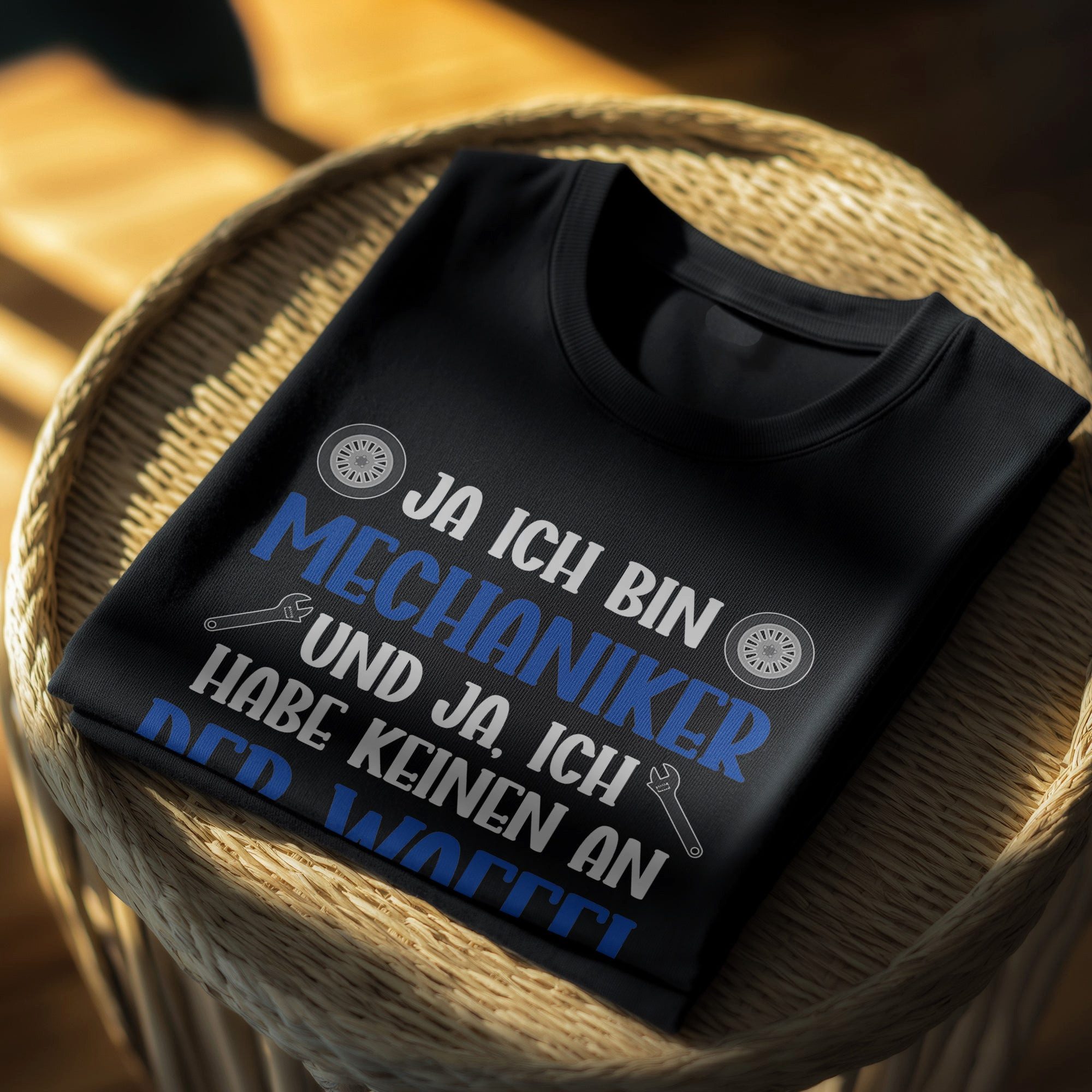 22Feels T-Shirt Mechaniker Geschenk Männer Spruch Beruf Ausbildung Abschluss IN DEUTSCHLAND BEDRUCKT