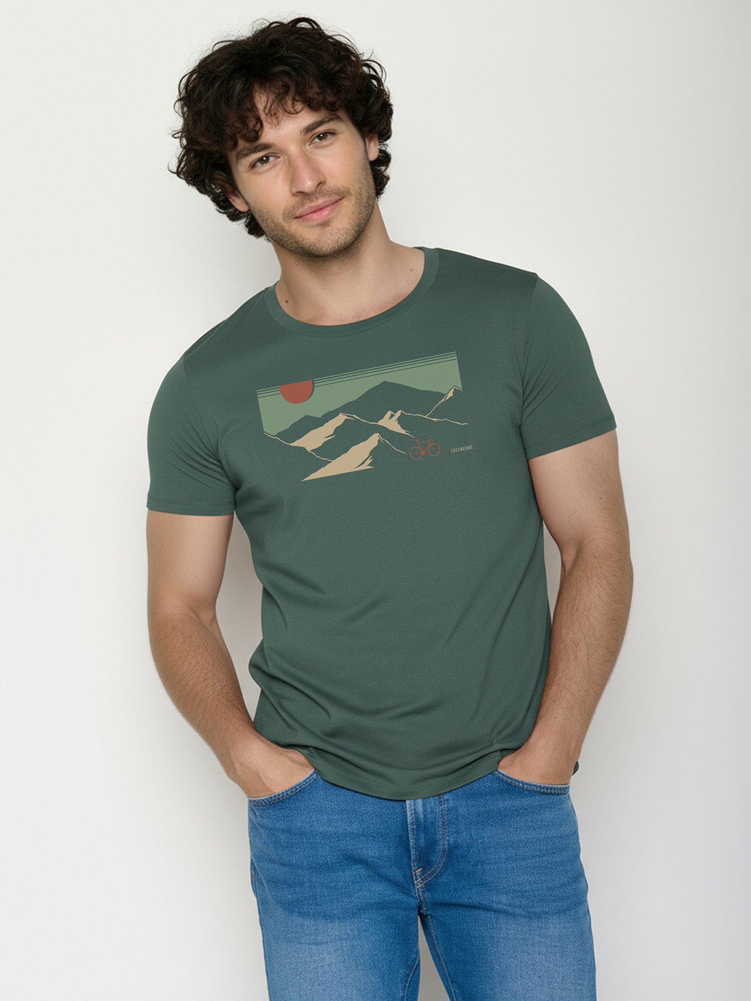 GreenBomb T-Shirt Guide Mountain Tour (1-tlg., 1) klassischer Schnitt, tailliert, Rundhalsausschnitt, Bio-Baumwolle
