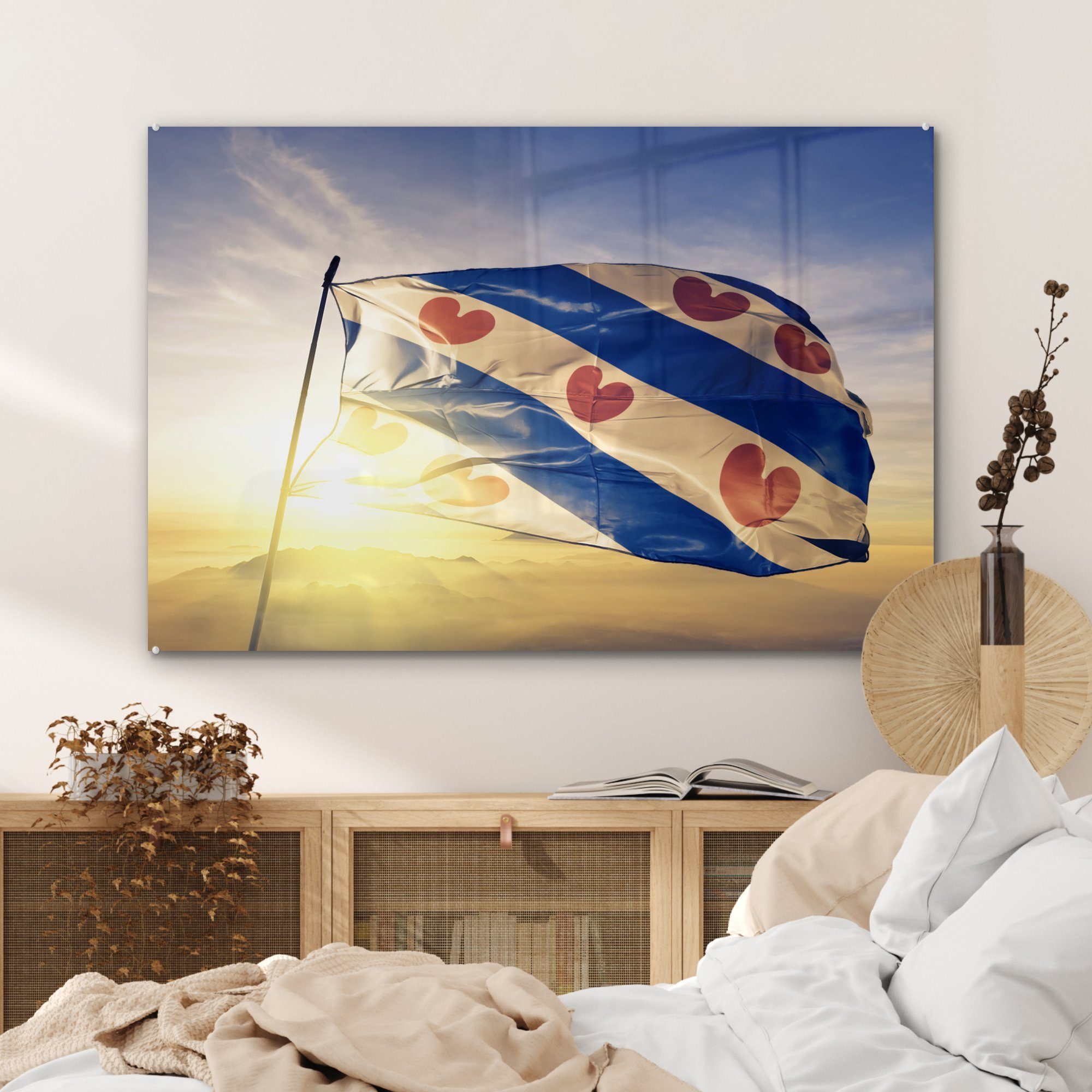 Wohnzimmer & - (1 Friesische Sonne Acrylglasbild - St), Friesland Acrylglasbilder Schlafzimmer MuchoWow Flagge,