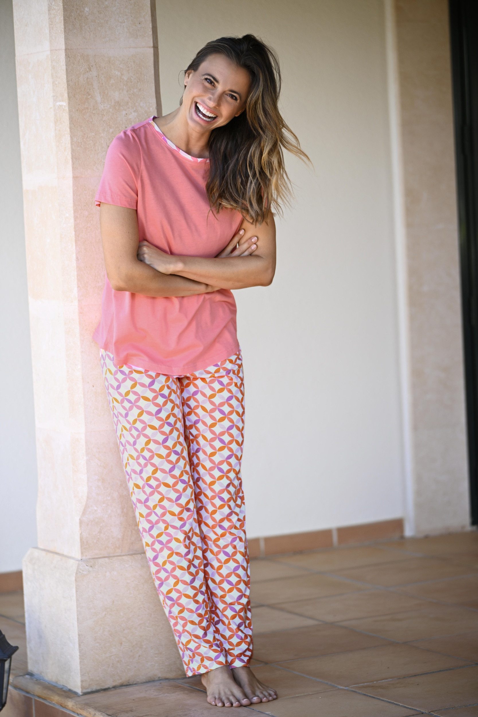 Ringella Pyjama - Schlafanzug mit unifarbenem Oberteil und langer Hose (2 tlg) 60% Baumwolle 40% Modal