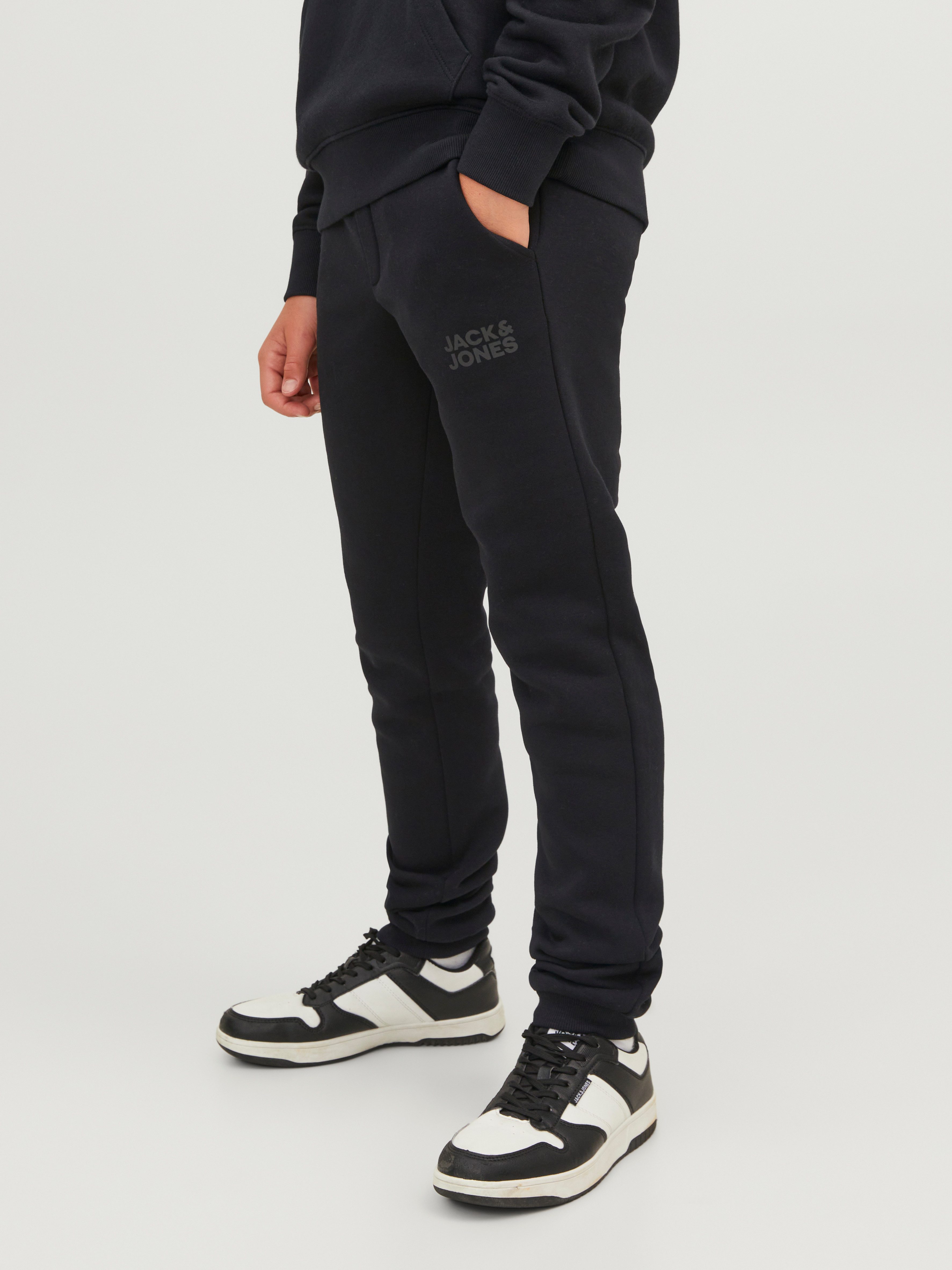 Jack & Jones Junior Sweathose JPSTGORDON JJNEWSOFT SWEAT PANT NOOS JNR. Reduzierter Preis € 23,99. Unverbindliche Preisempfehlung € 27,99