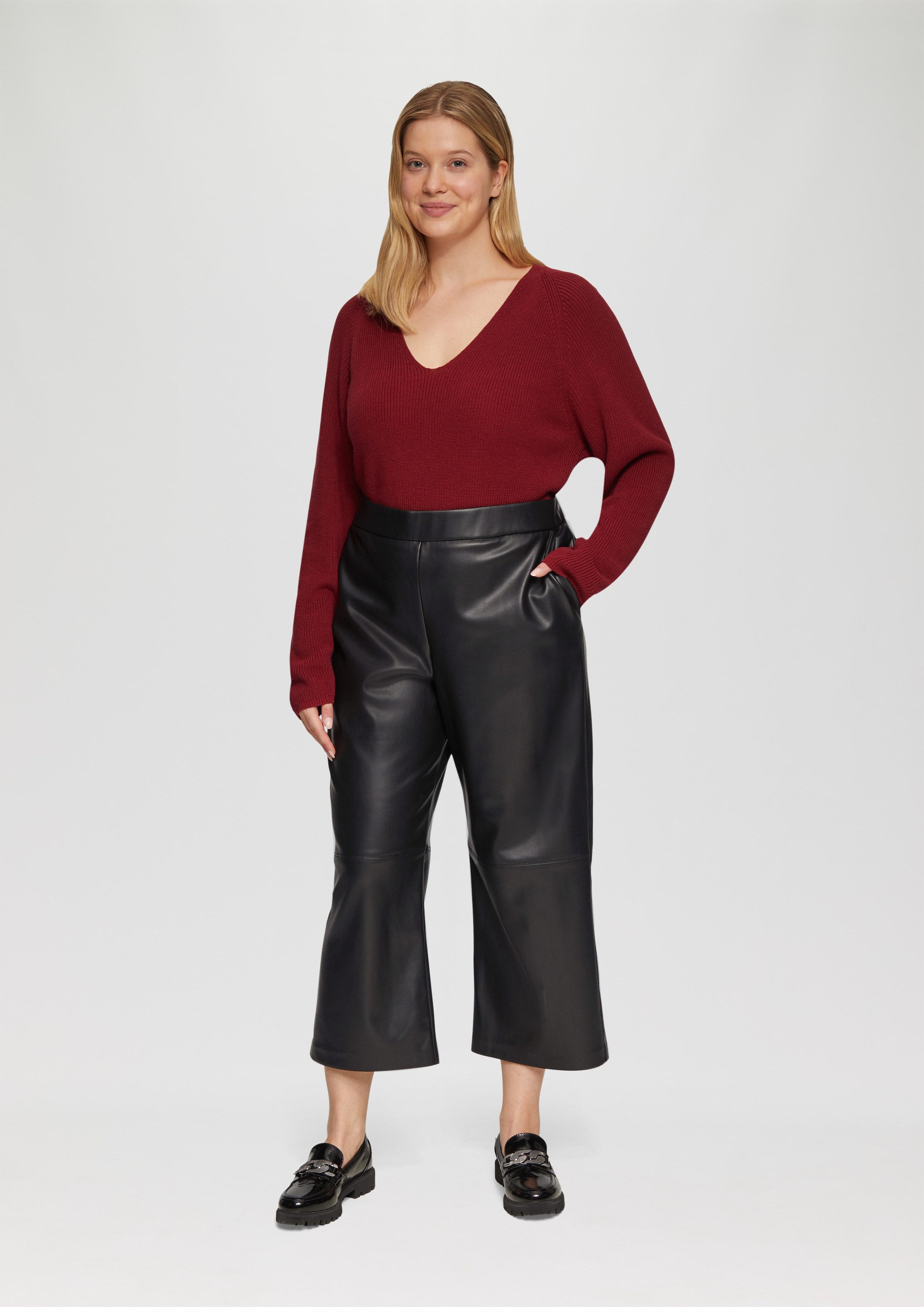 s.Oliver Culotte Hose Culotte aus Lederimitat mit Nahtdetails günstig online kaufen