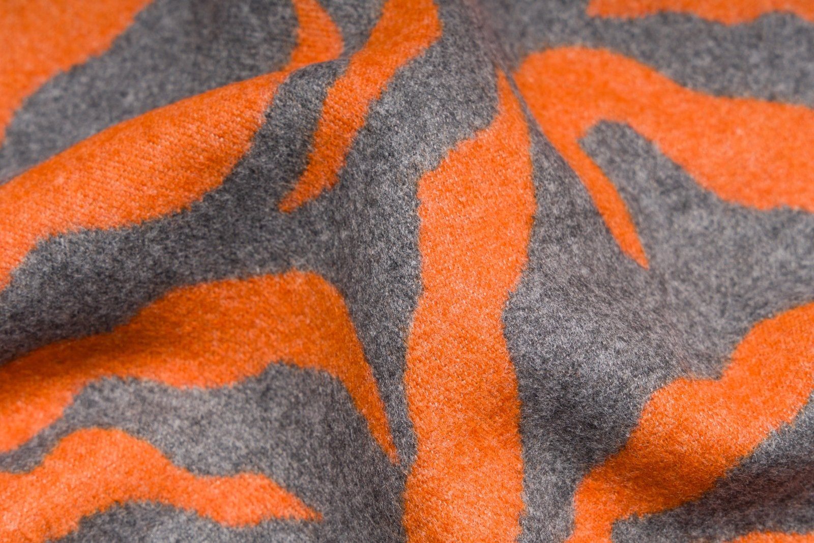 Orange-Grau mit Muster Modeschal, Schal (1-St), Zebra styleBREAKER