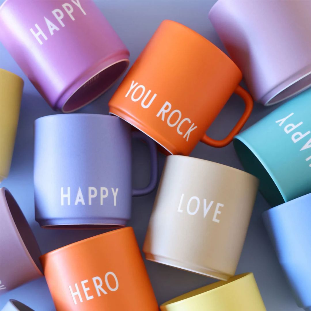 suebidou Tasse Favourite Tasse 'Happy' pale iris, Knochenporzellan
