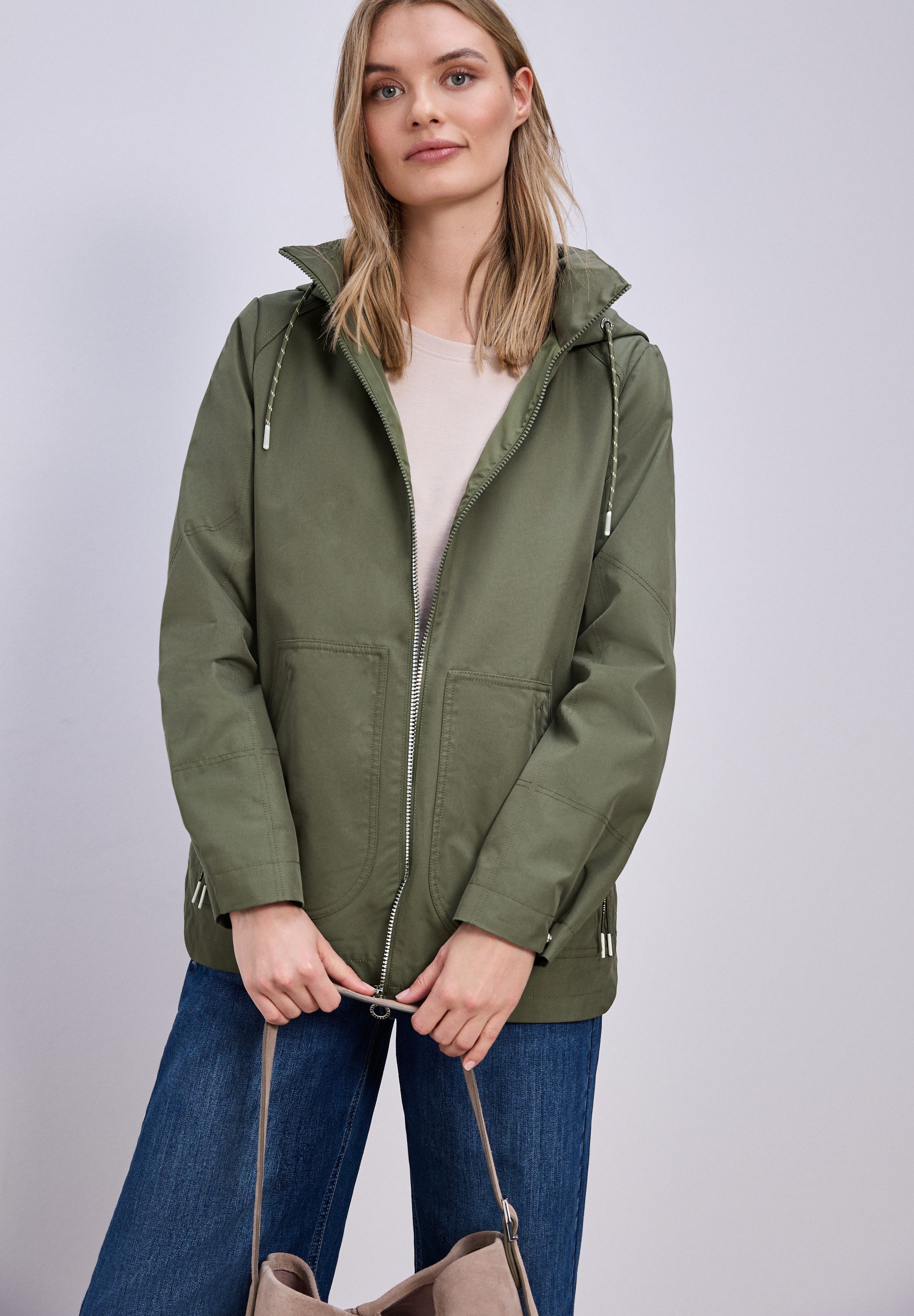 STREET ONE Parka mit seitlichen Zipper‑Taschen und Nieten‑Details an den Är günstig online kaufen