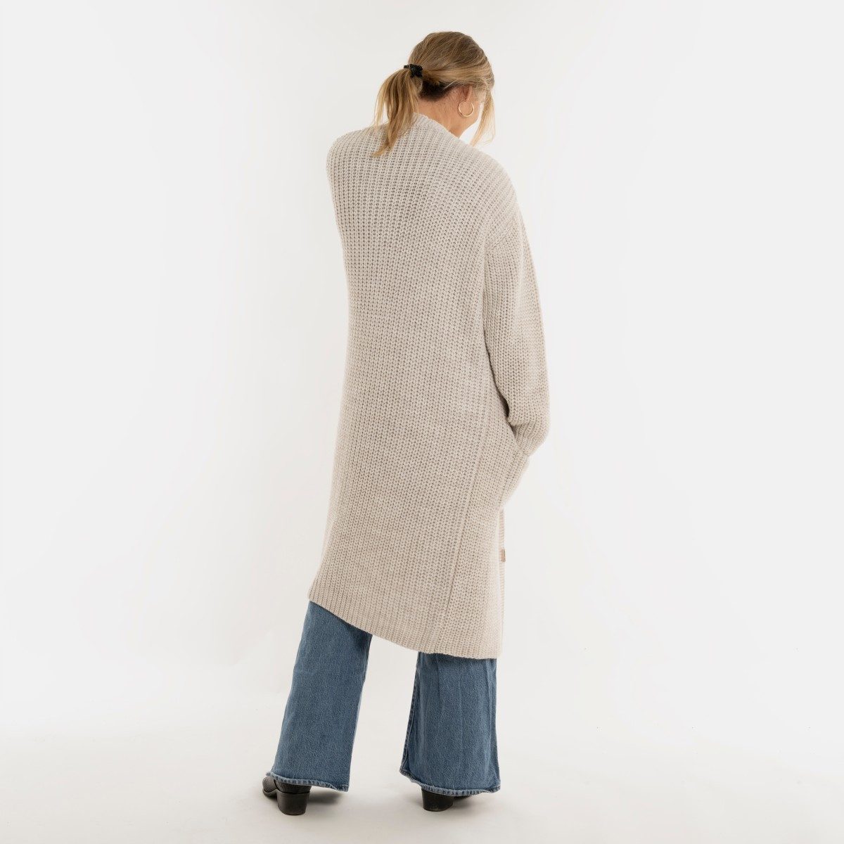 Knit Factory Strickjacke Marlo Lange Beige 40 42 40/42 (1-tlg) Modell Marlo, für Herbst, Winter