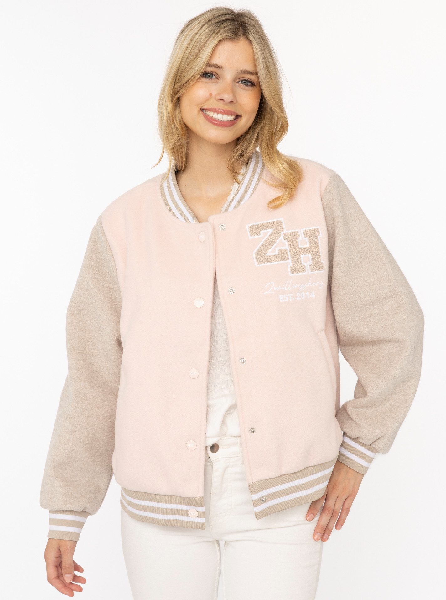 Zwillingsherz Bomberjacke „College Uni“ abgesetzte Ärmel, gestreifte Bündchen, Eingriffstaschen, Aufnäher