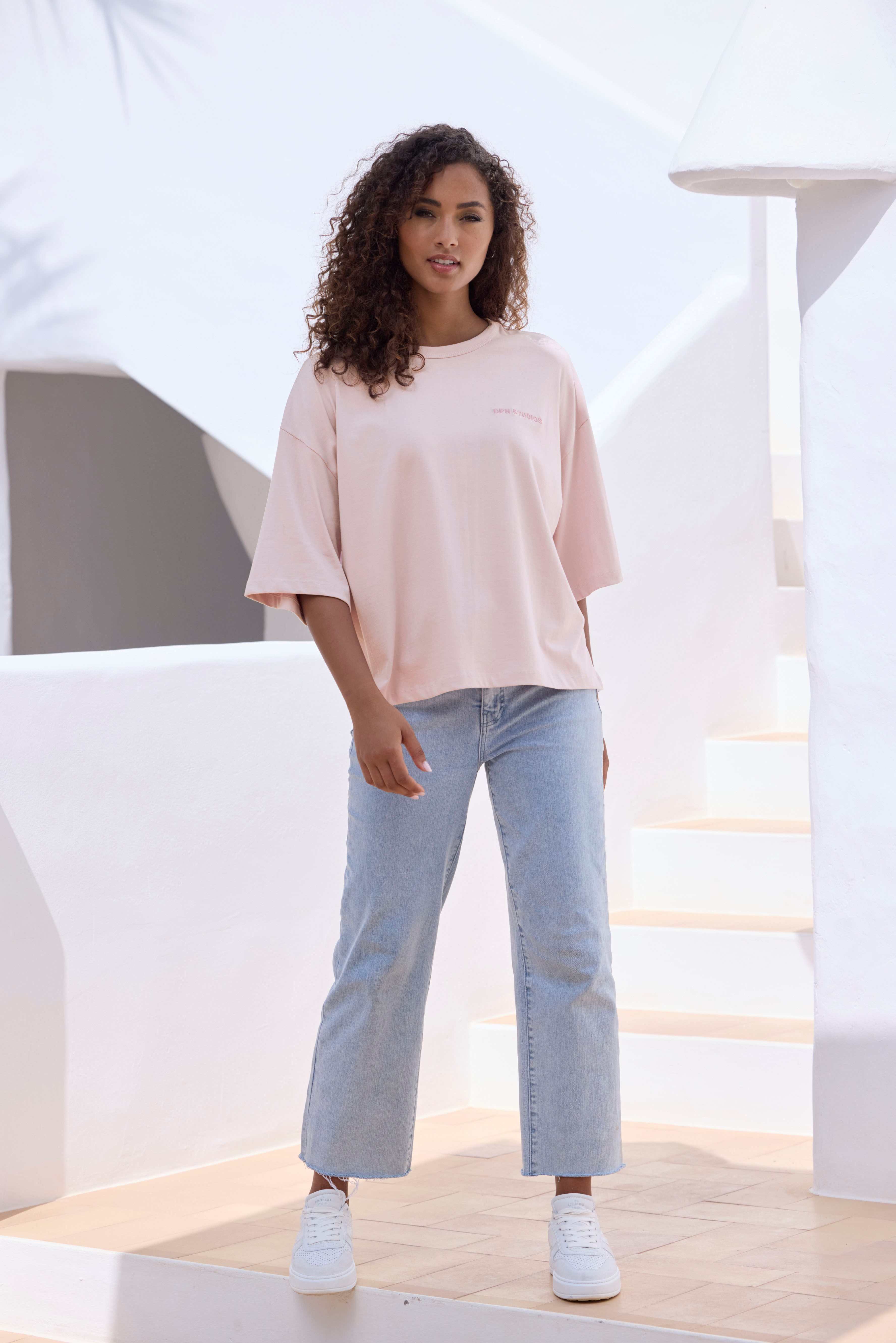Copenhagen Studios Oversize-Shirt mit hochwertiger Logostickerei aus heavy Bio-Baumwoll-Qualität