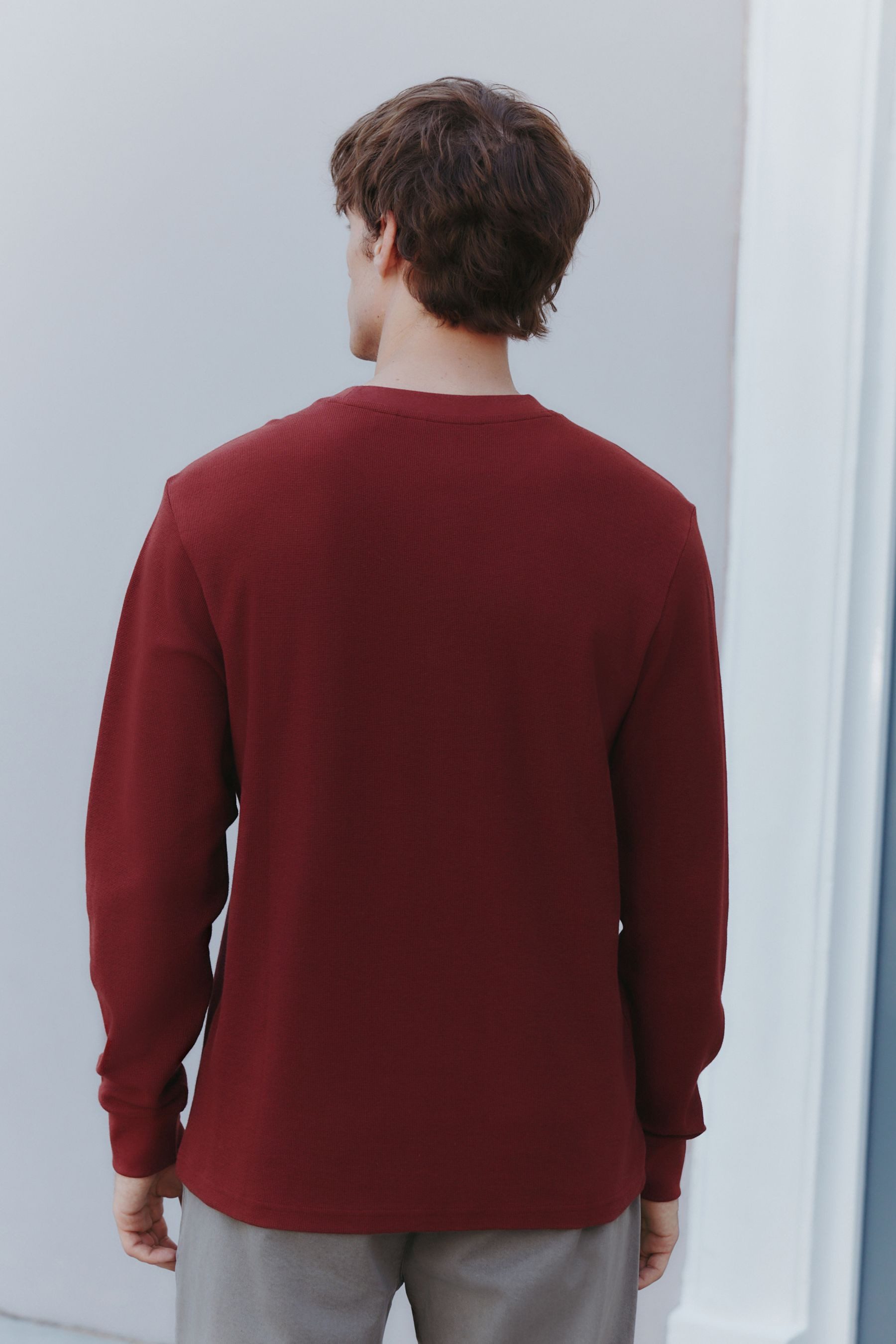 Next Langarmshirt Langärmeliges Hemd mit Micro-Waffelstruktur (1-tlg) günstig online kaufen