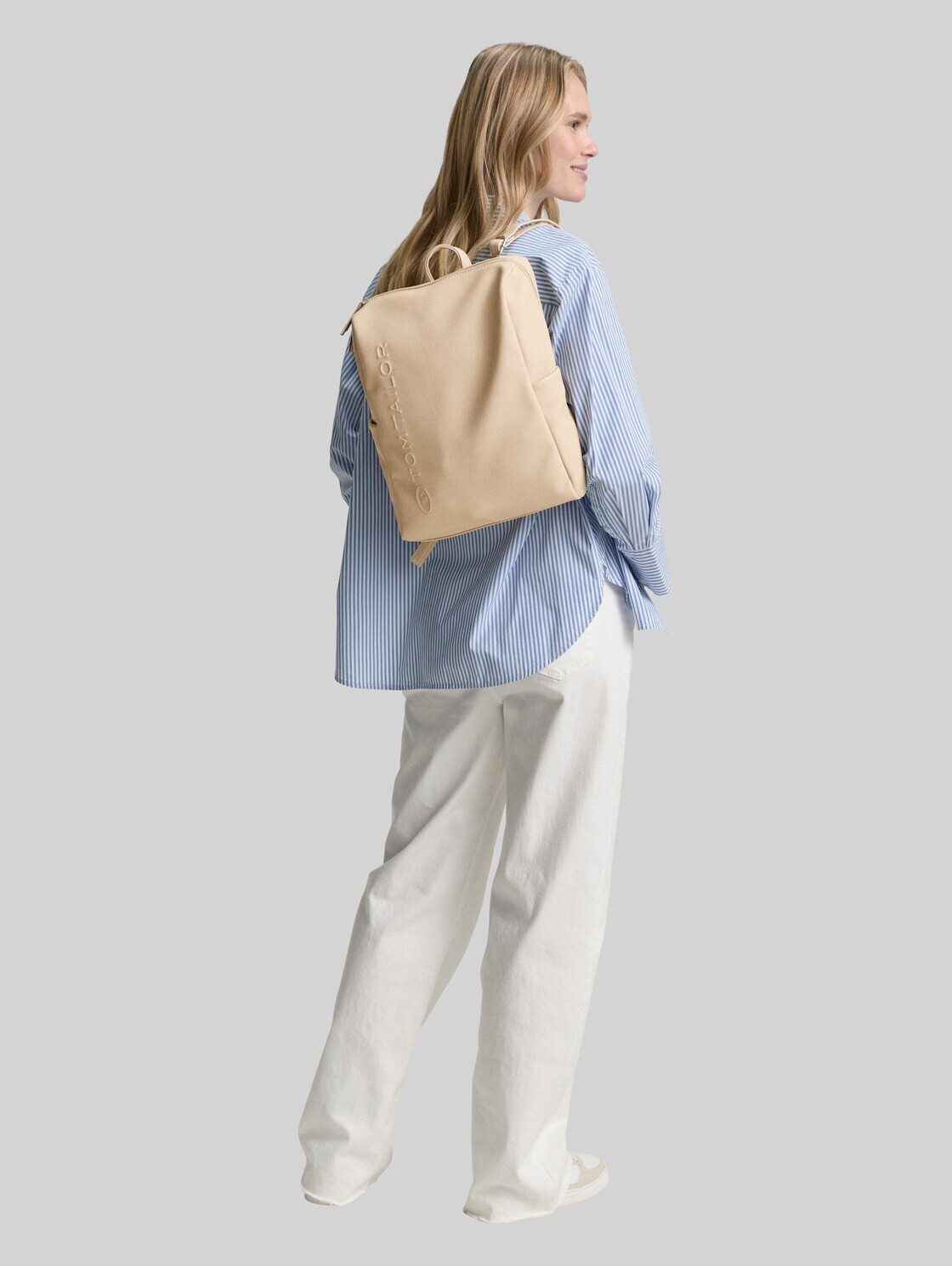 TOM TAILOR Rucksack Bags, TTROSA M Rucksack in Canvas-Optik mit Logoprägung