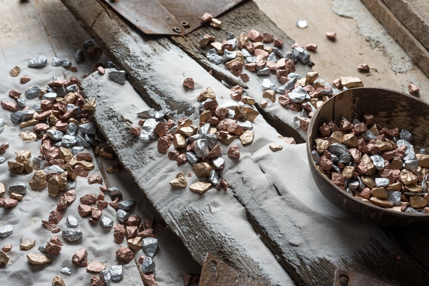 Eurosand Dekokies DEKOSTEINE metallic 9-13mm. 5kg.