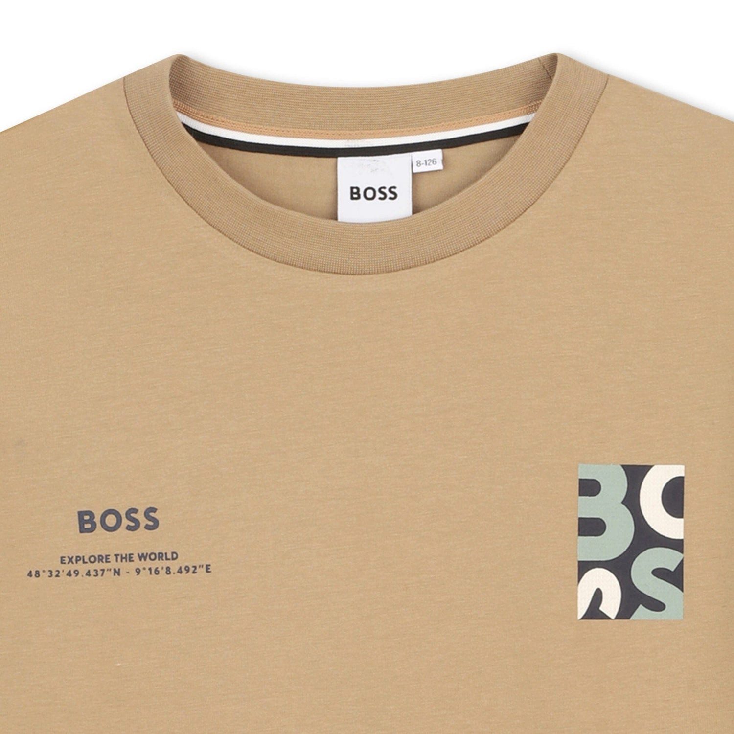 Boss Kidswear T-Shirt BOSS Kidswear Kurzärmeliges T-Shirt „Dunkel Beige“ mit GPS-Print & Log