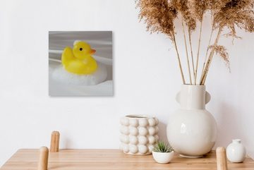 OneMillionCanvasses® Leinwandbild Bade-Ente mit Schaum, (1 St), Leinwand Bilder für Wohnzimmer Schlafzimmer