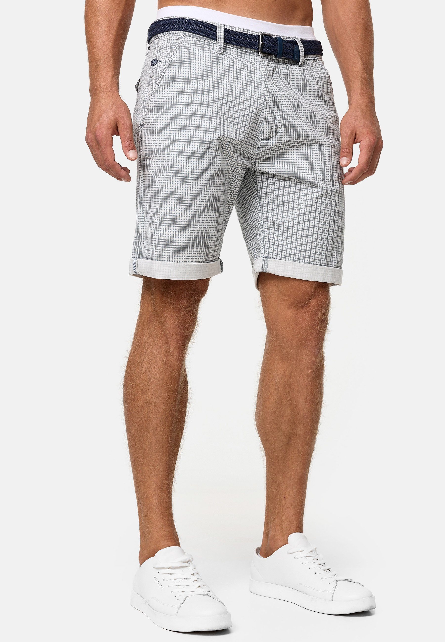 Indicode Chinoshorts Herren Bourchier Chino Shorts Herrenshorts Chino Shorts mit modernem Karomuster und einem Gürtel