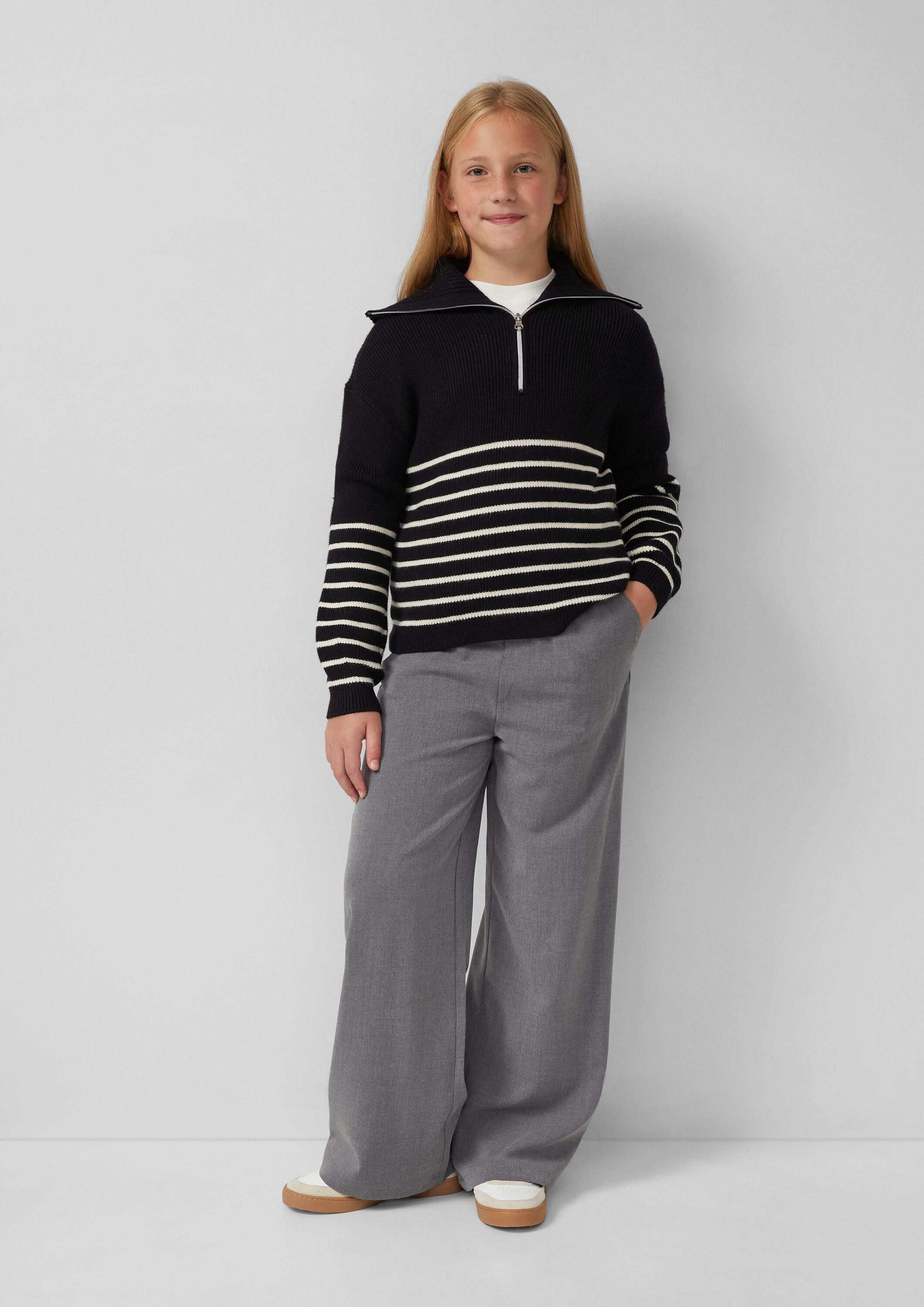 s.Oliver Longpullover Strickpullover Weicher Strickpullover mit hohem Troyer-Kragen