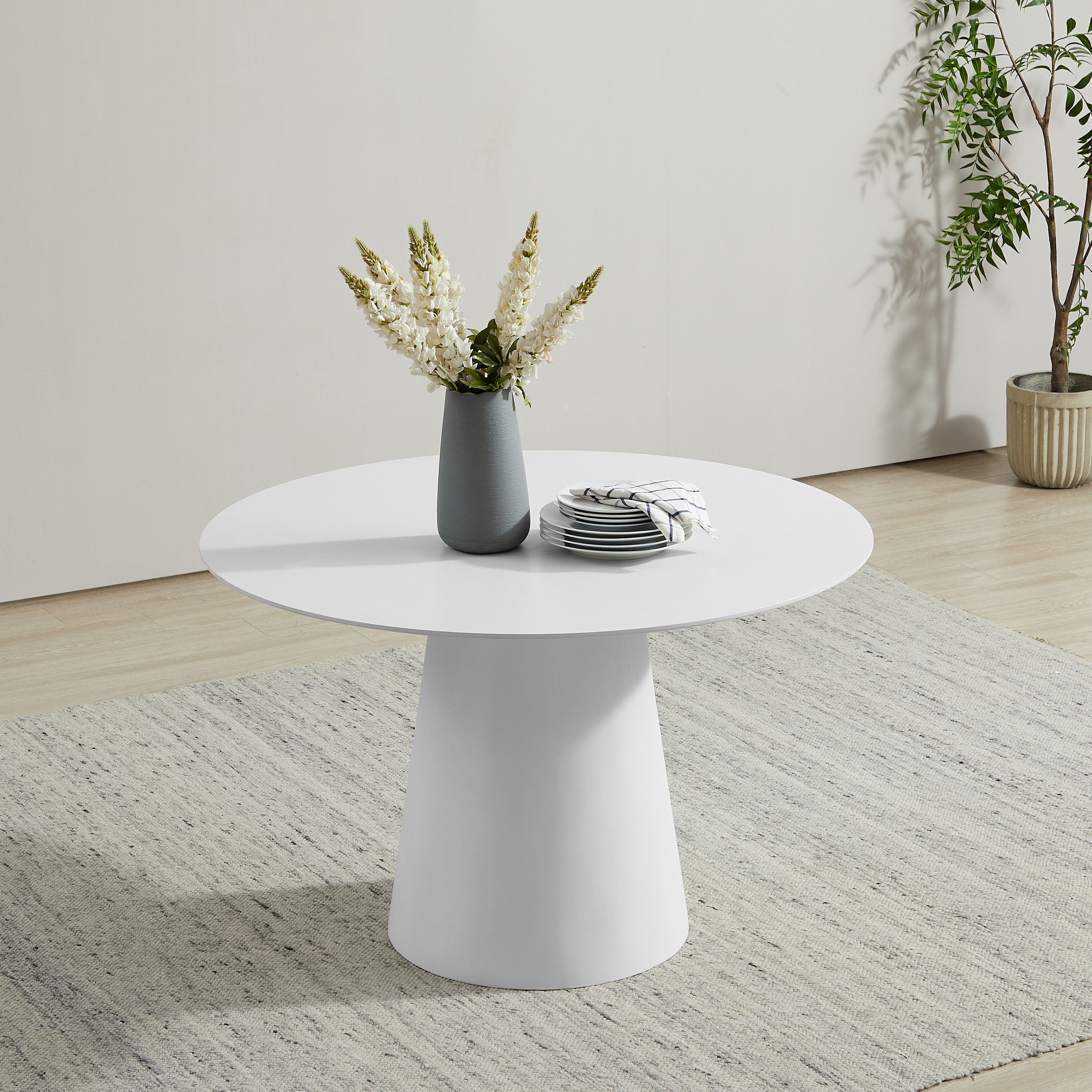 OTTO home Esstisch Josselin, Zement-Optik, organischem Gestell und hochwertigen Materialien