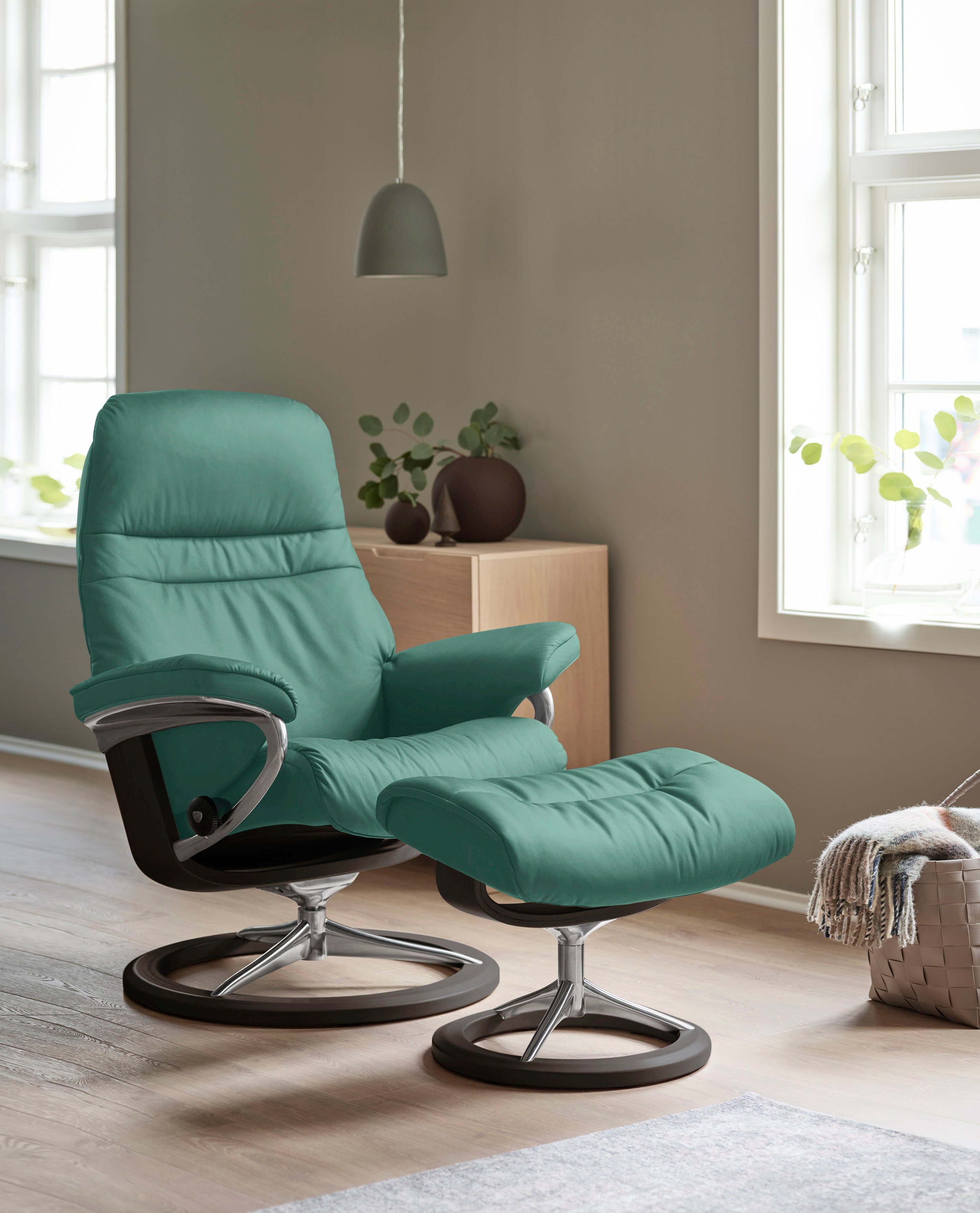 Stressless® Relaxsessel Sunrise (Set, Relaxsessel mit Hocker), mit Signature Base, Größe S, Gestell Wenge