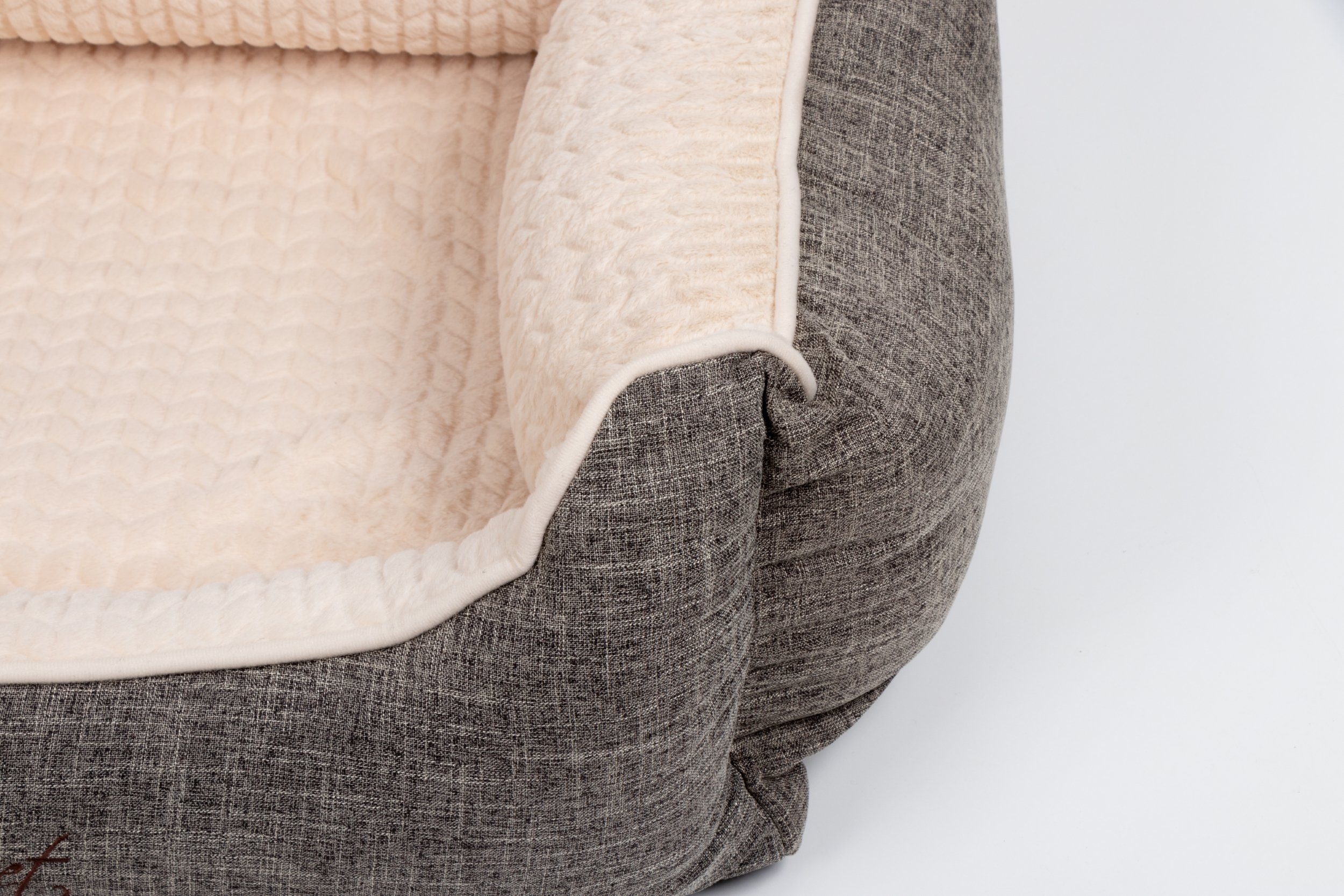 TrendPet Tierbett VitaBed Classic Beige - Orthopädisches Hundebett, 100% Polyester, in verschiedenen Größen erhältlich