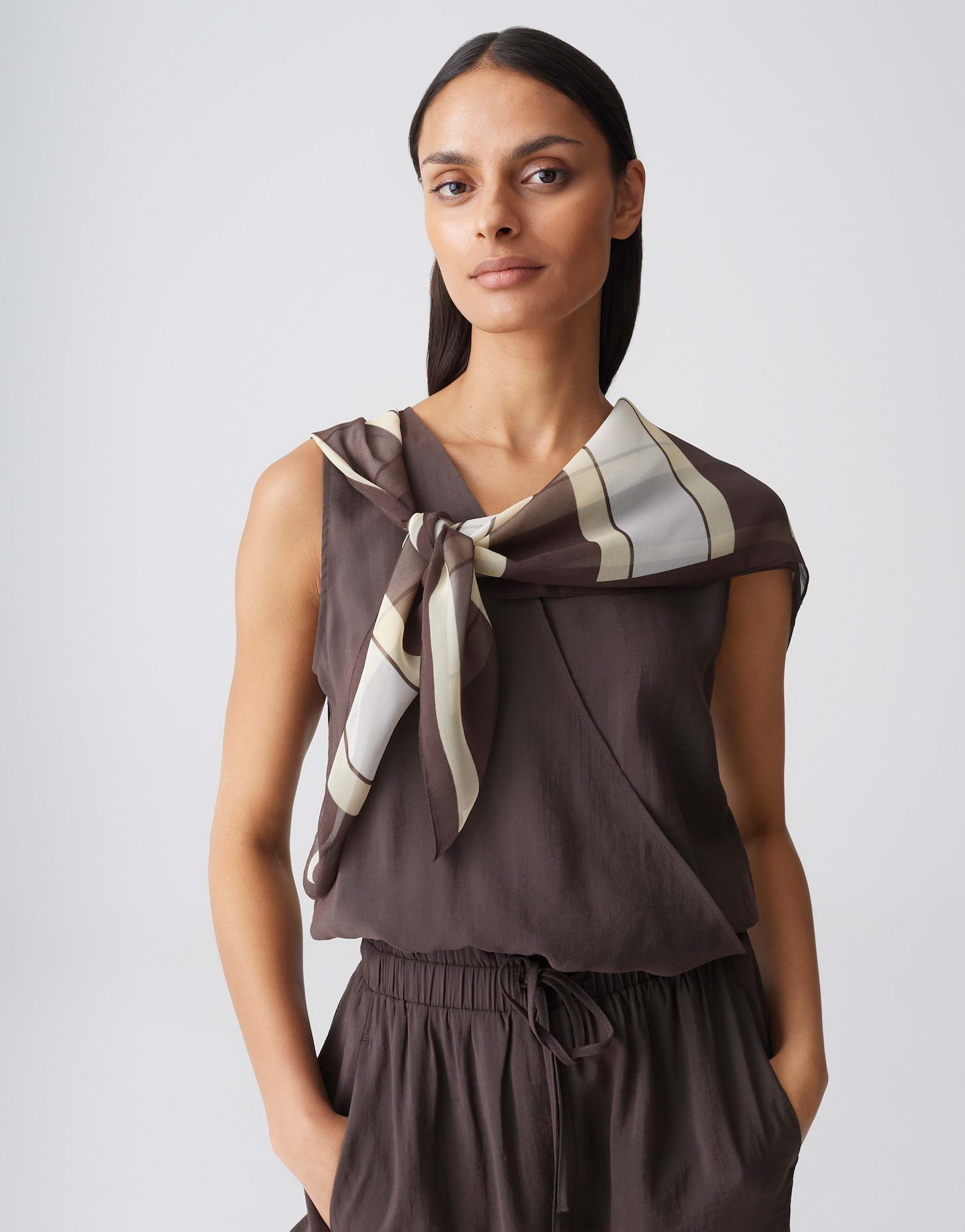 OPUS Halstuch Abillie resort, Ideal für entspannte Casual Looks im Alltag