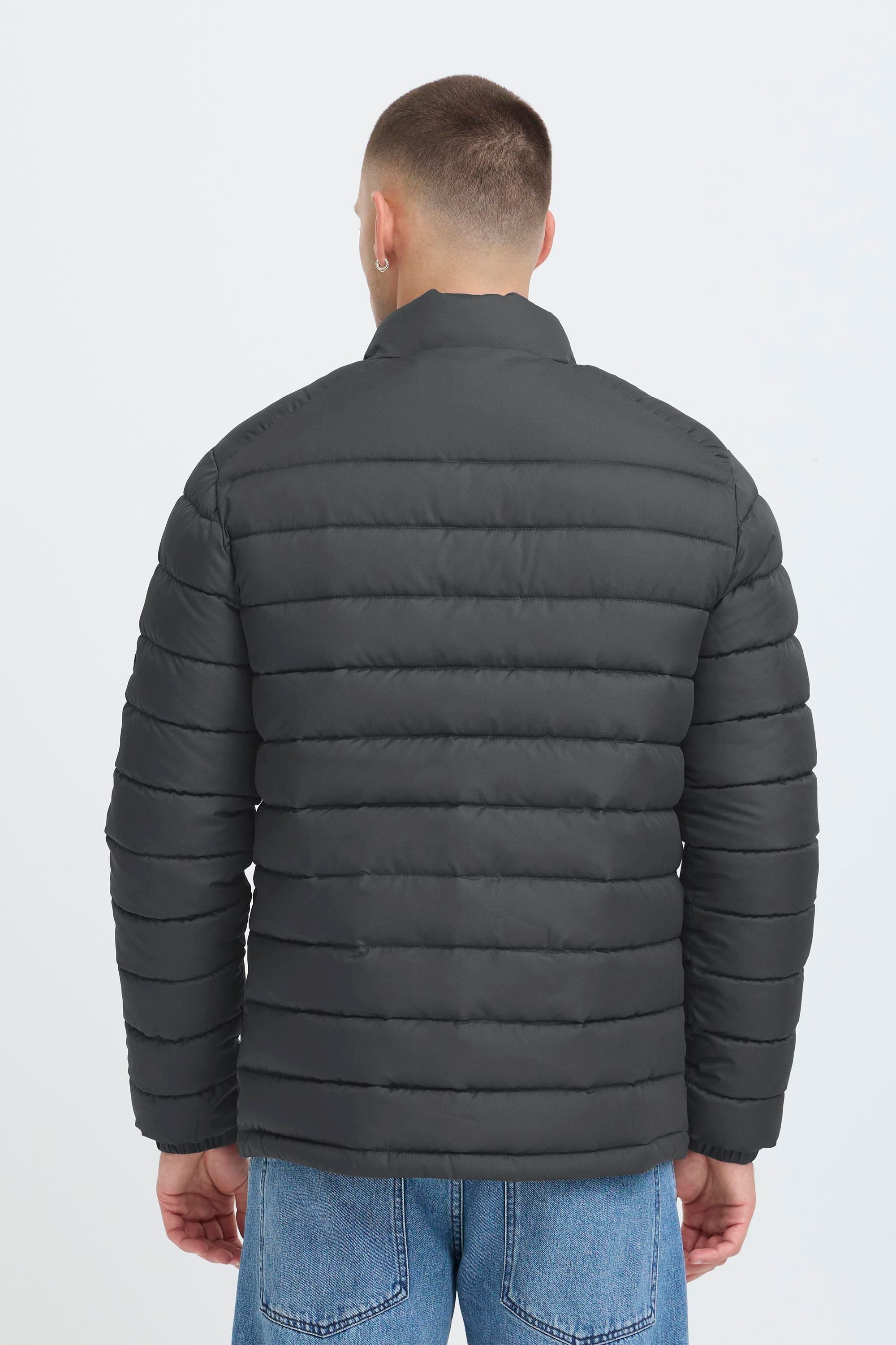 Blend Steppjacke BHelax (1-St) Schicke Steppjacke mit Reißverschlusstaschen