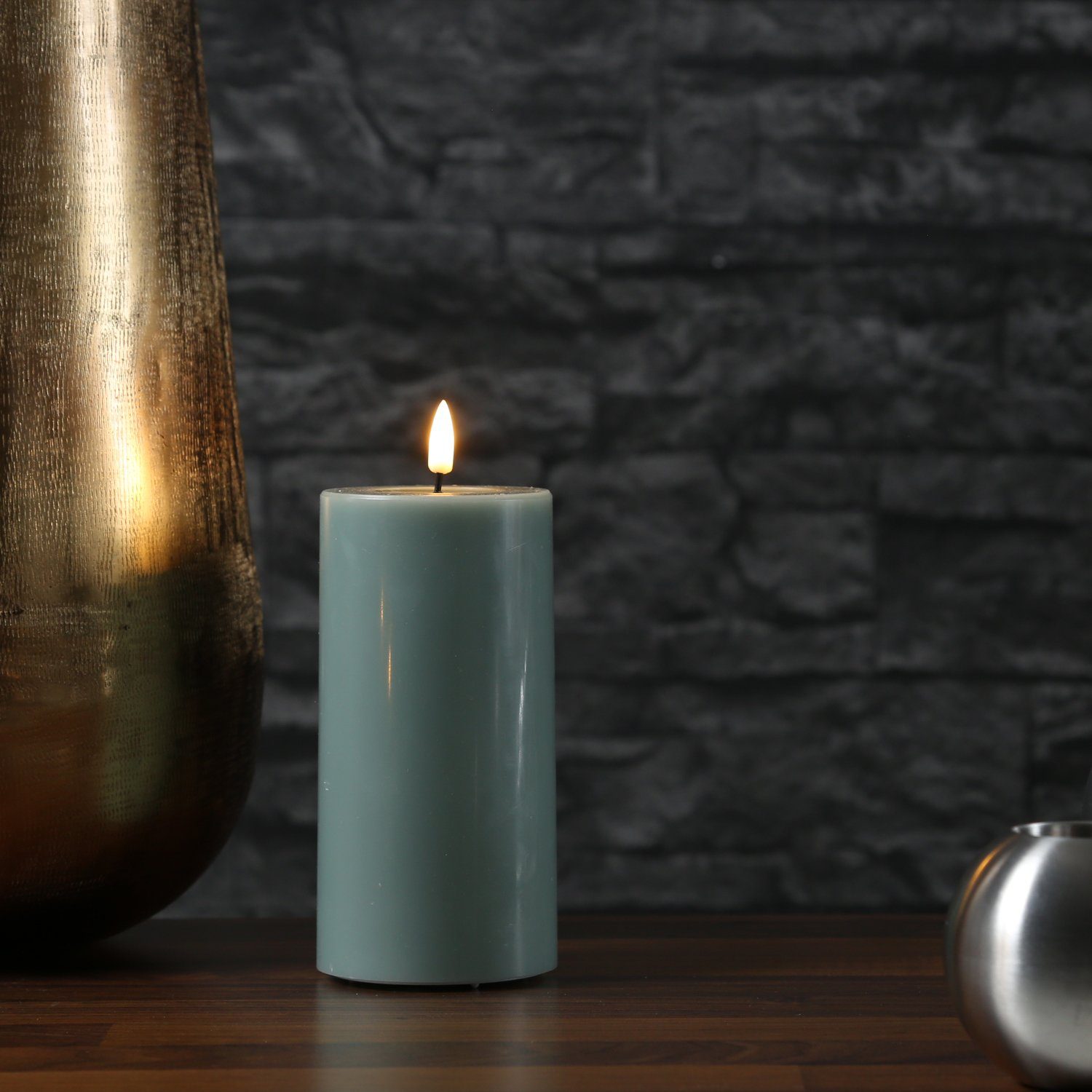 Deluxe Homeart LED-Kerze Mia Deluxe Echtwachs flackernde Flamme H: 15cm D: günstig online kaufen