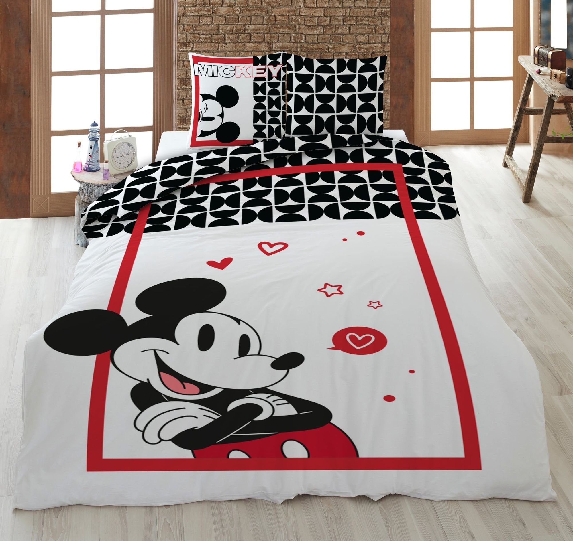 Kinderbettwäsche Bettwäsche Mickey in Love weiß rot 135 x 200 cm, 80 x 80 cm, AY!Max